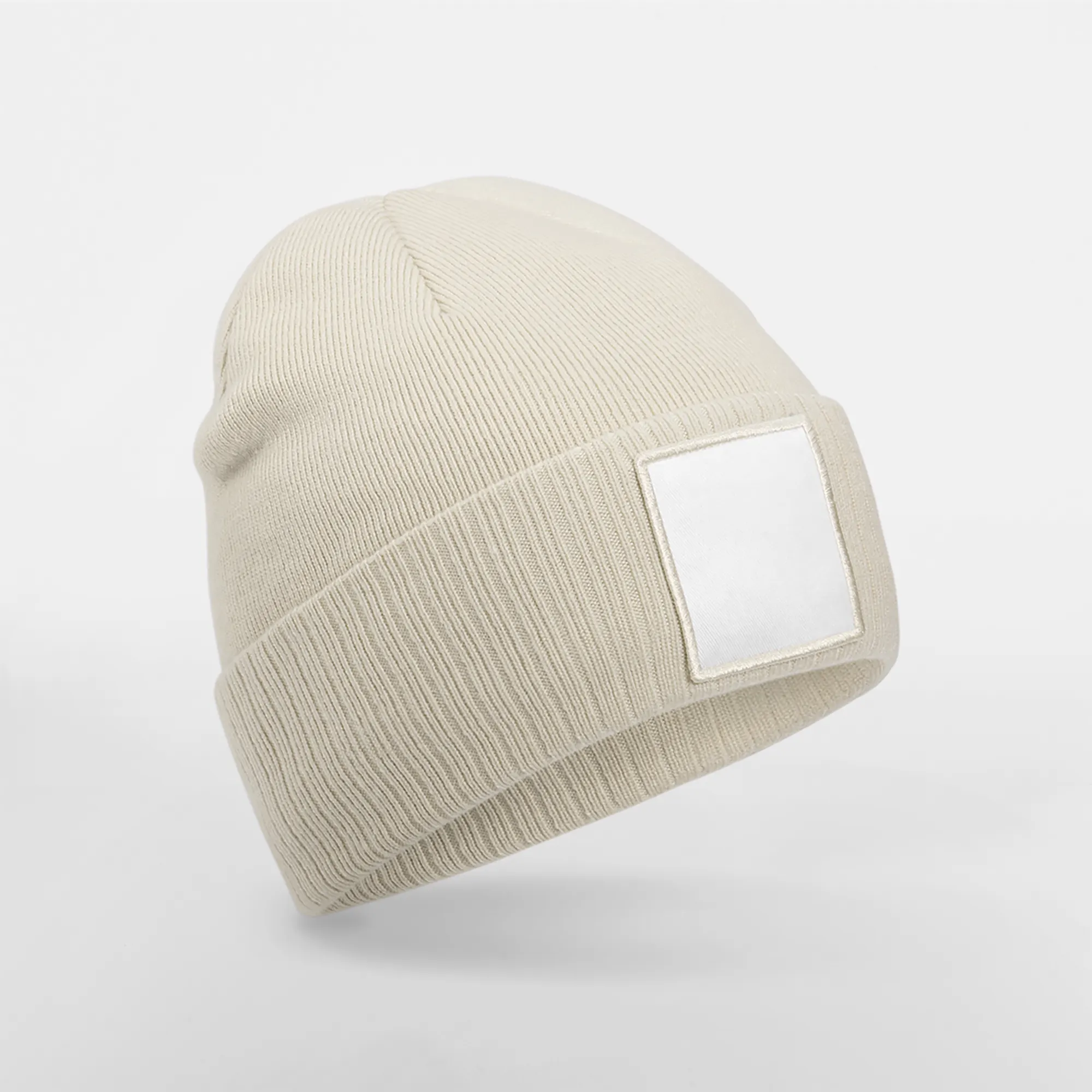 Gorro con parche tipo aplique<br/>