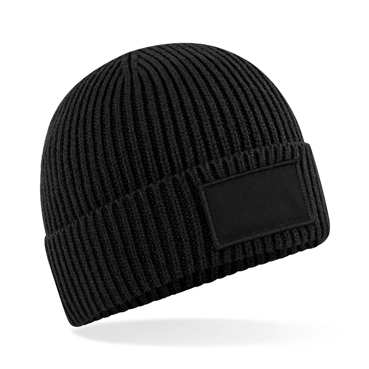 Gorro moderno con parche<br/>