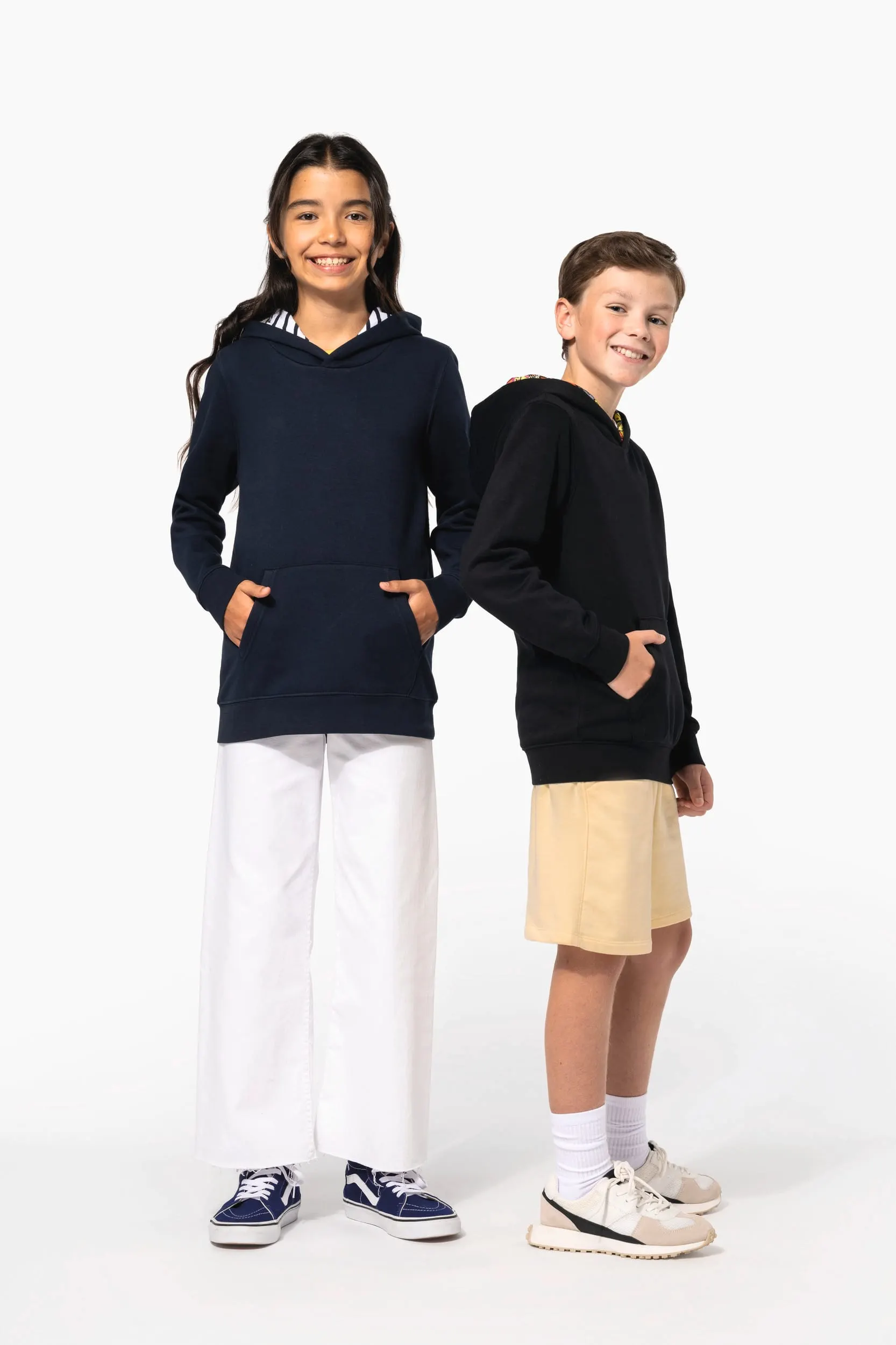 Sudadera con capucha de forro contrastado infantil
