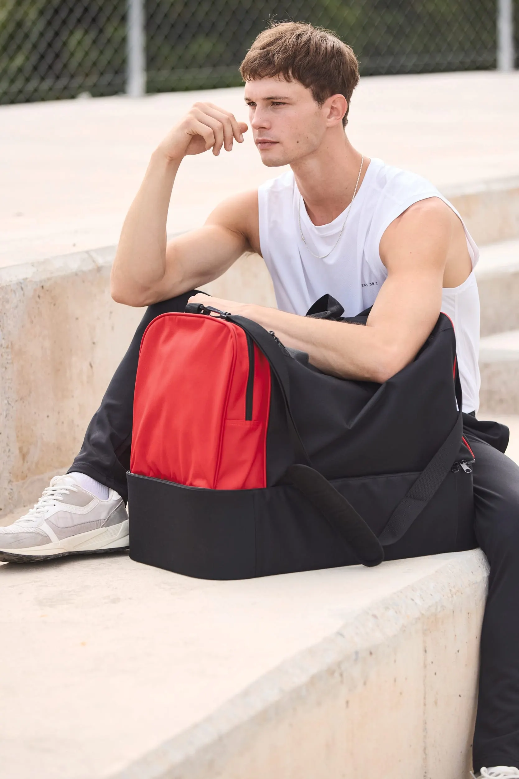 Bolsa de deporte con fondo rígido