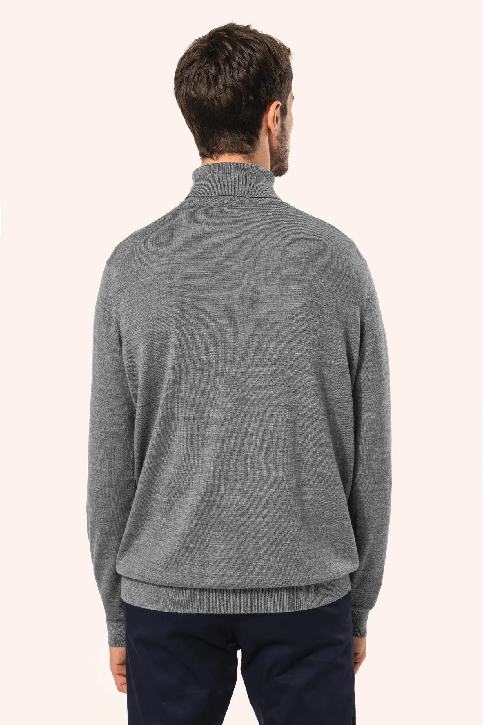 Jersey lana merina cuello vuelto hombre
