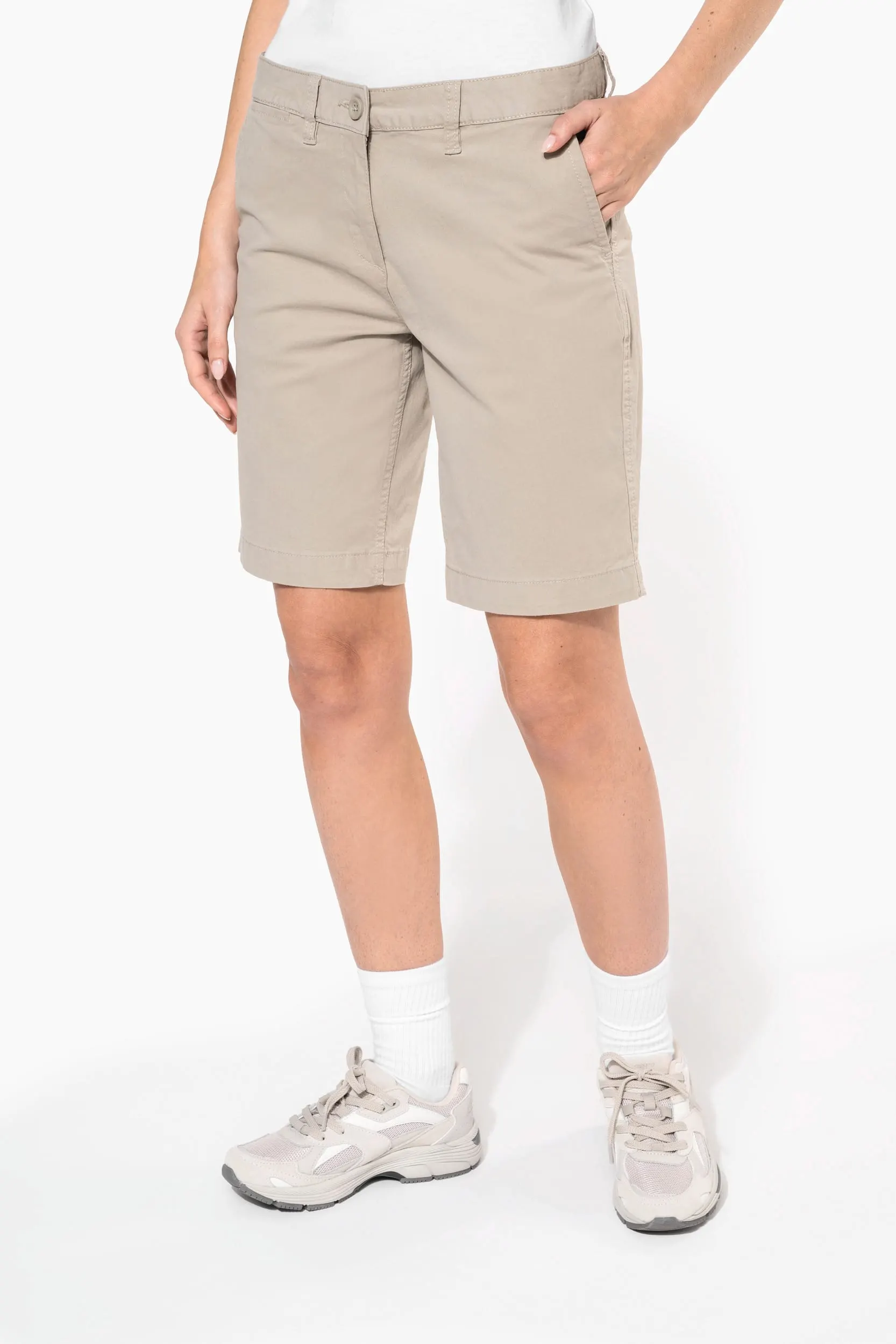 Bermuda chino mujer