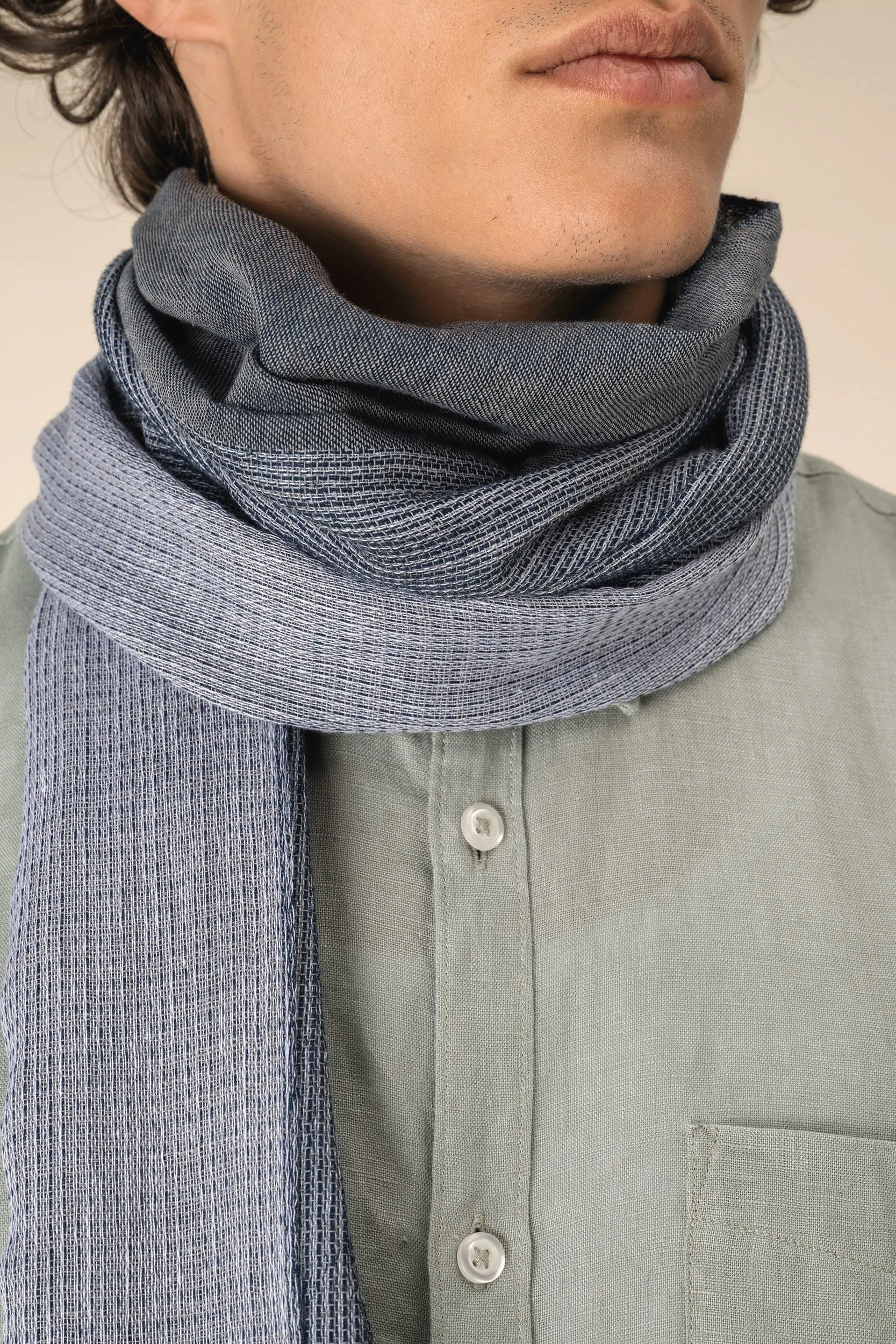 Fular con flecos unisex