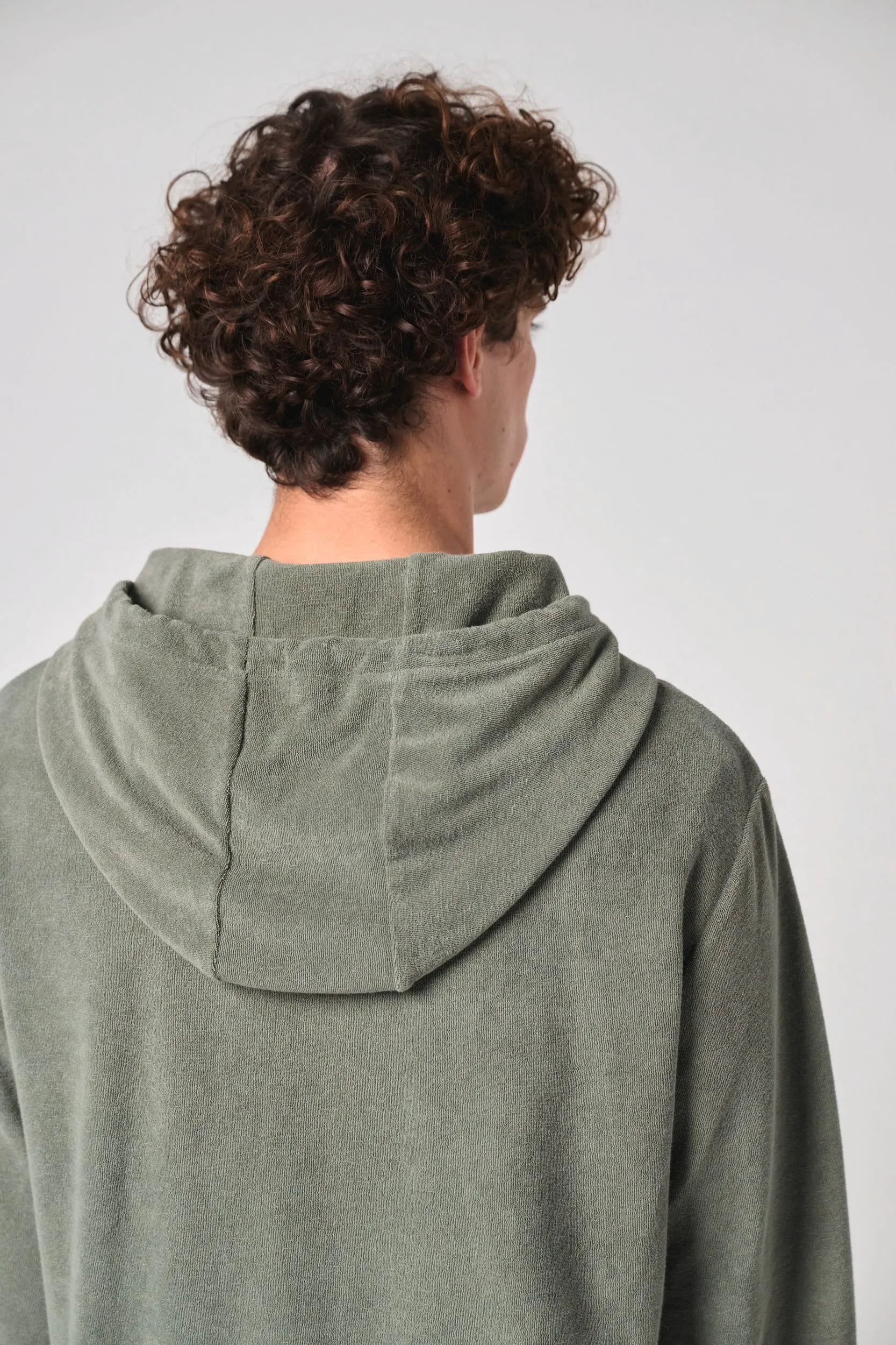 Sudadera ecorresponsable de rizo con capucha y cremallera hombre