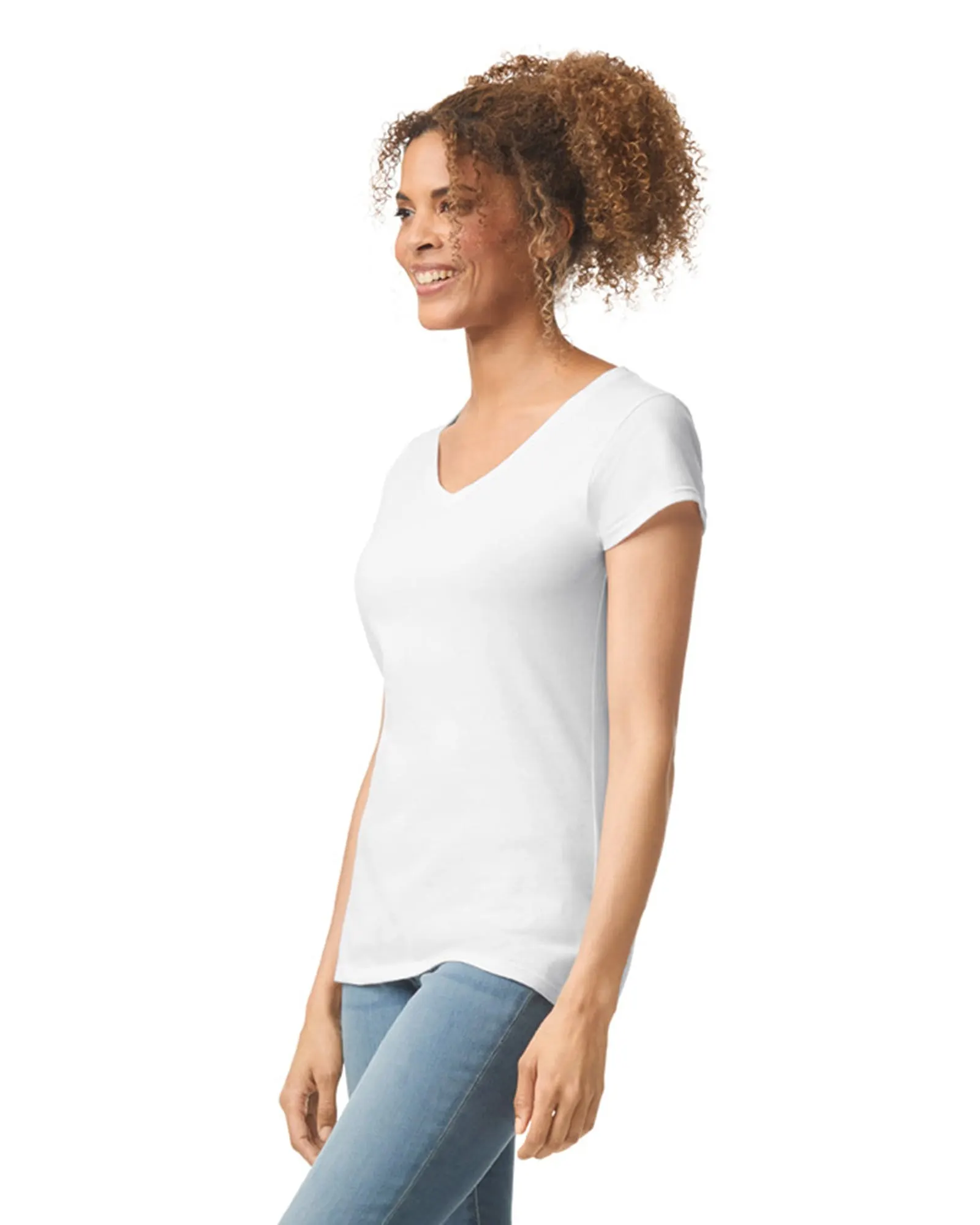 Camiseta SoftStyle cuello de pico mujer