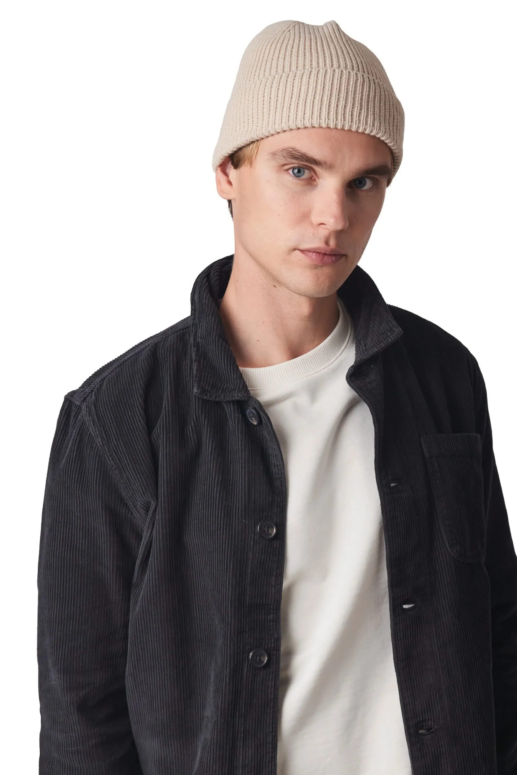 Gorro de canalé con dobladillo