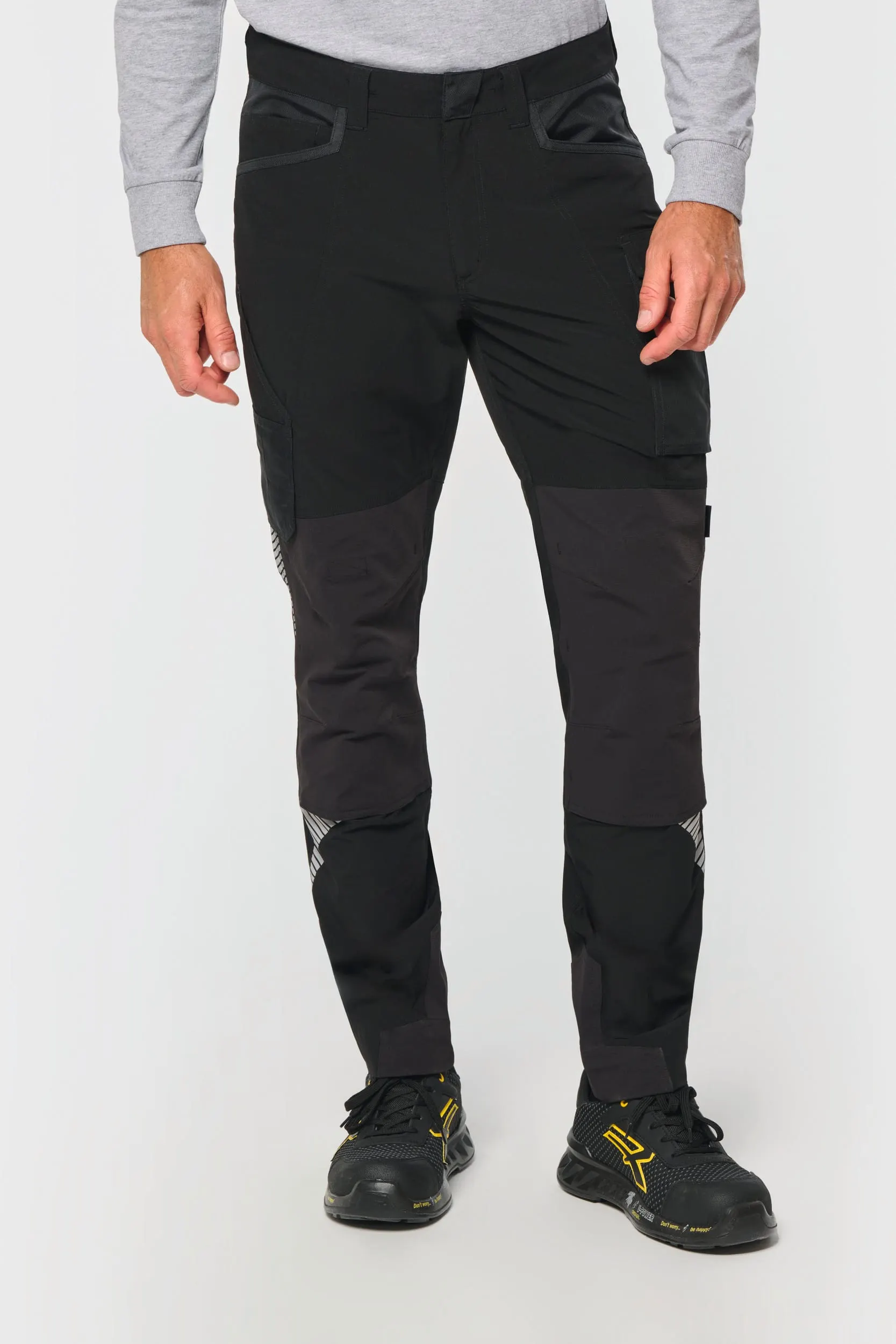 Pantalón ligero stretch reciclado multibolsillos unisex