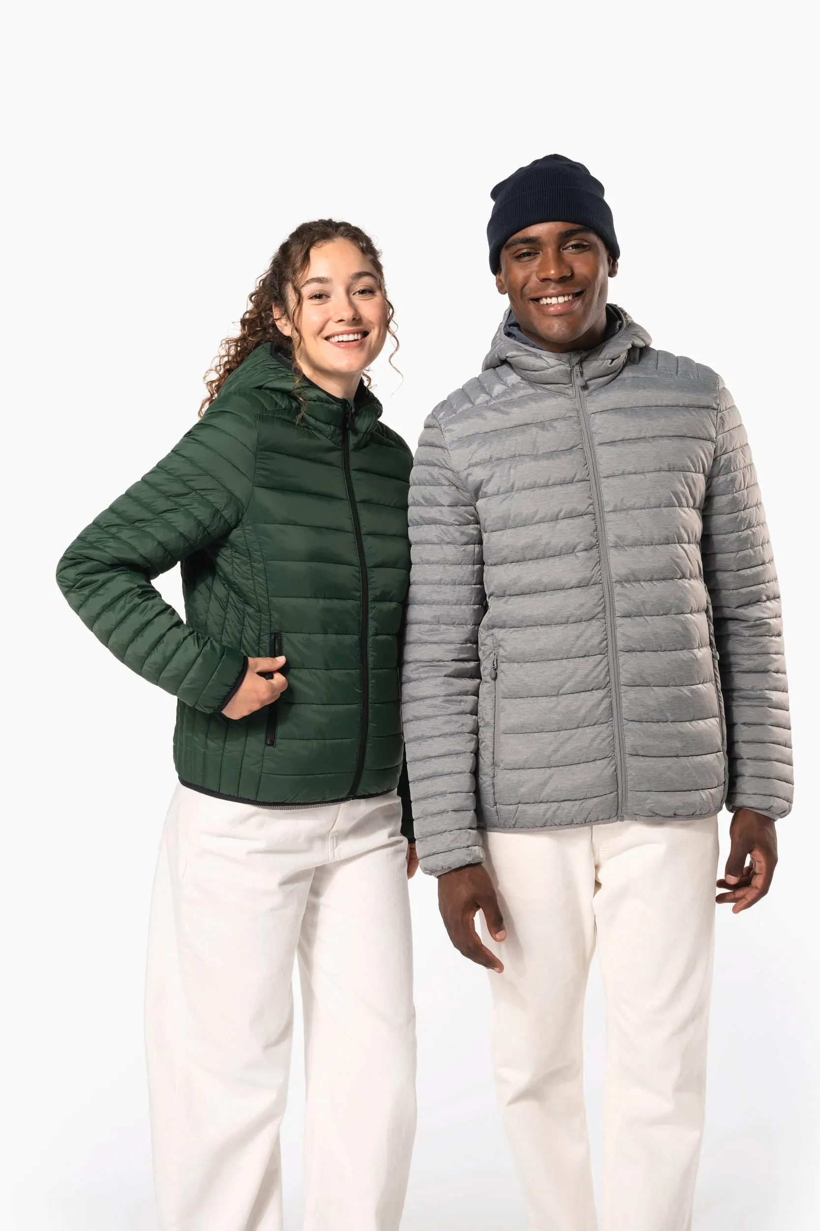 Chaqueta acolchada y ligera con capucha hombre
