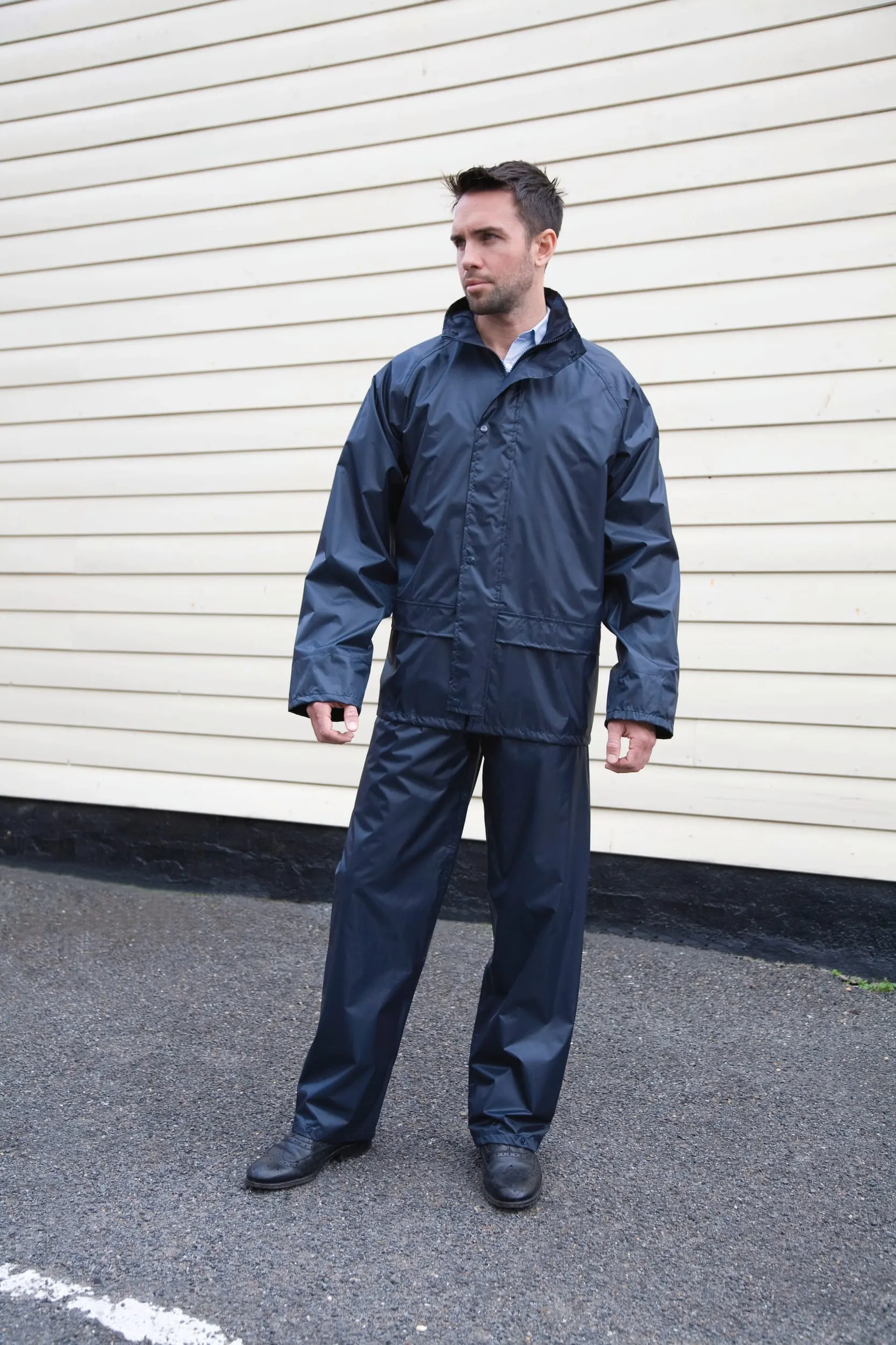 Traje impermeable
