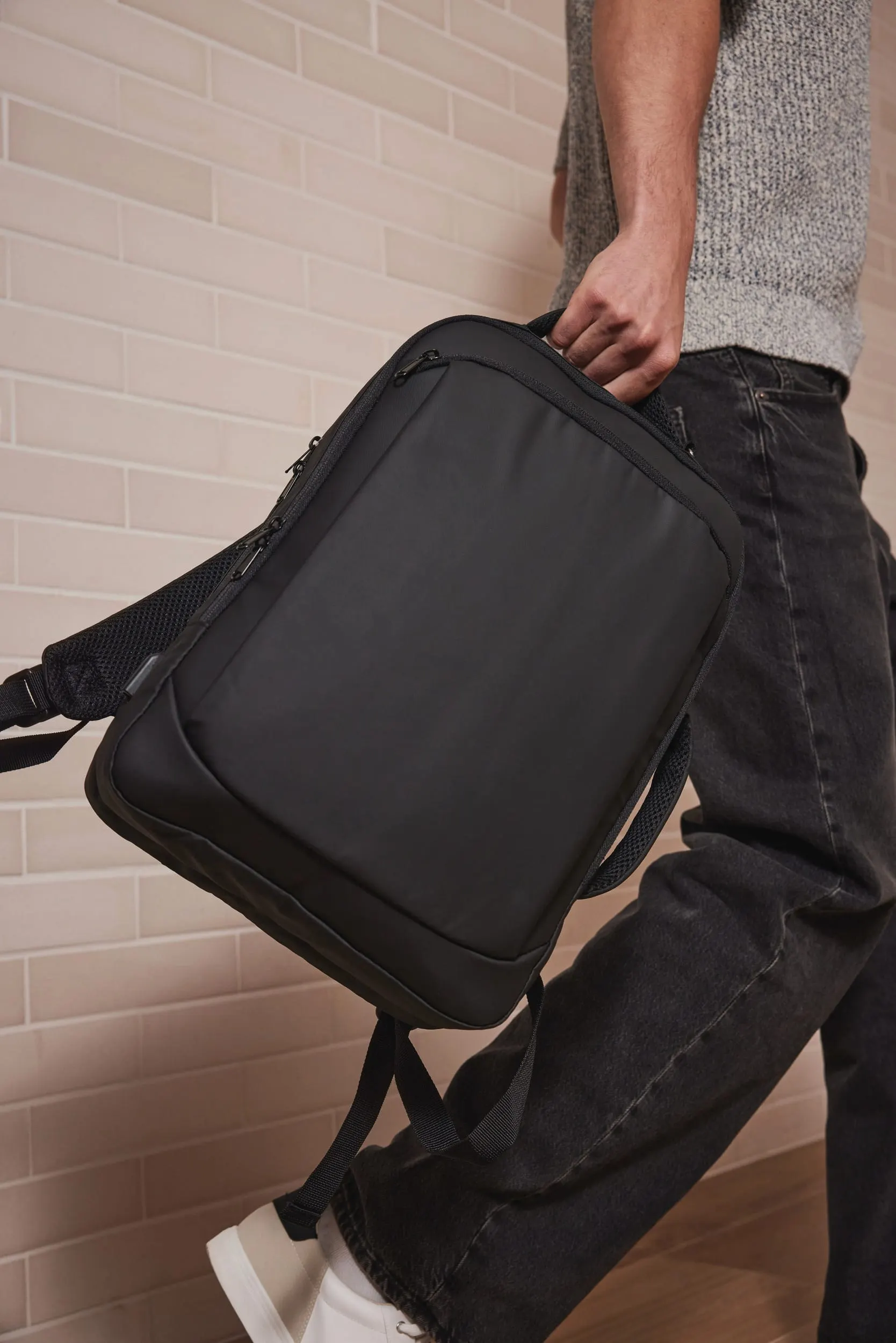Mochila business para documentos y portátil/tablet Kialma de K-loop