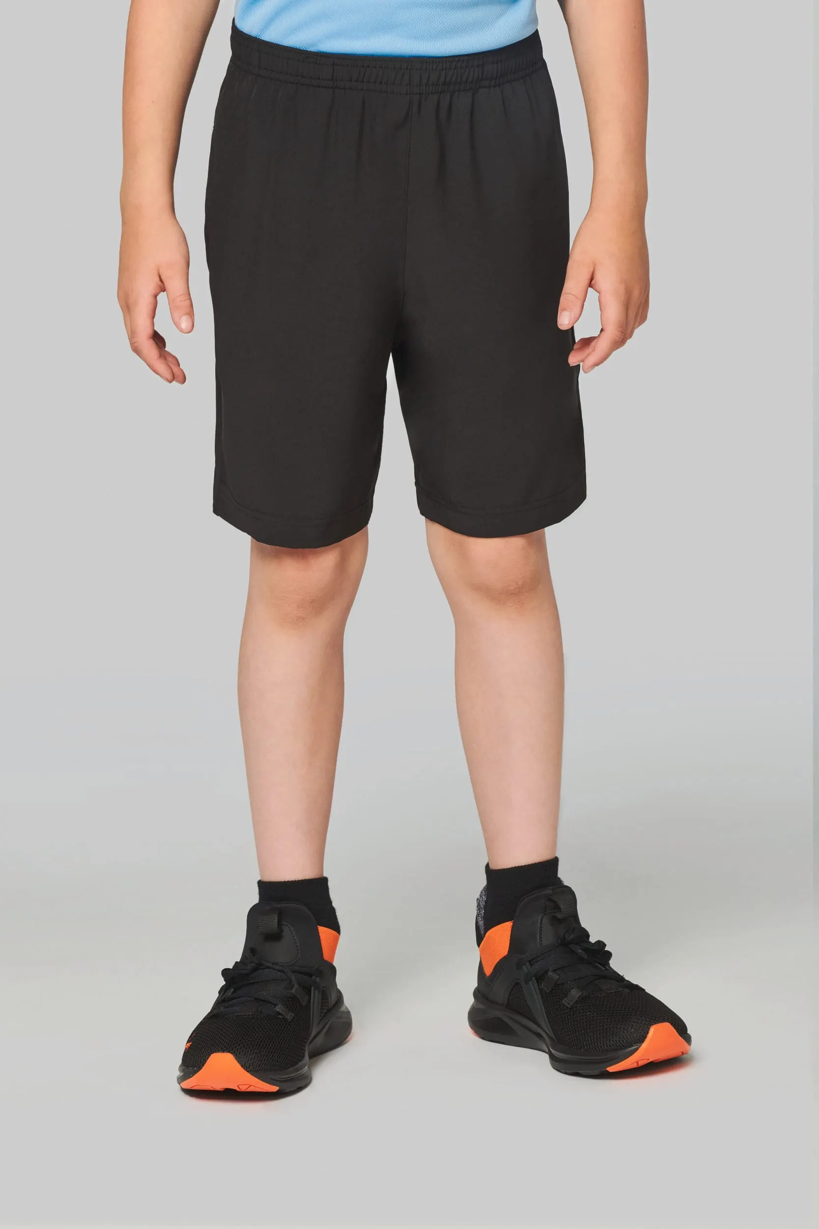 Short performance niño