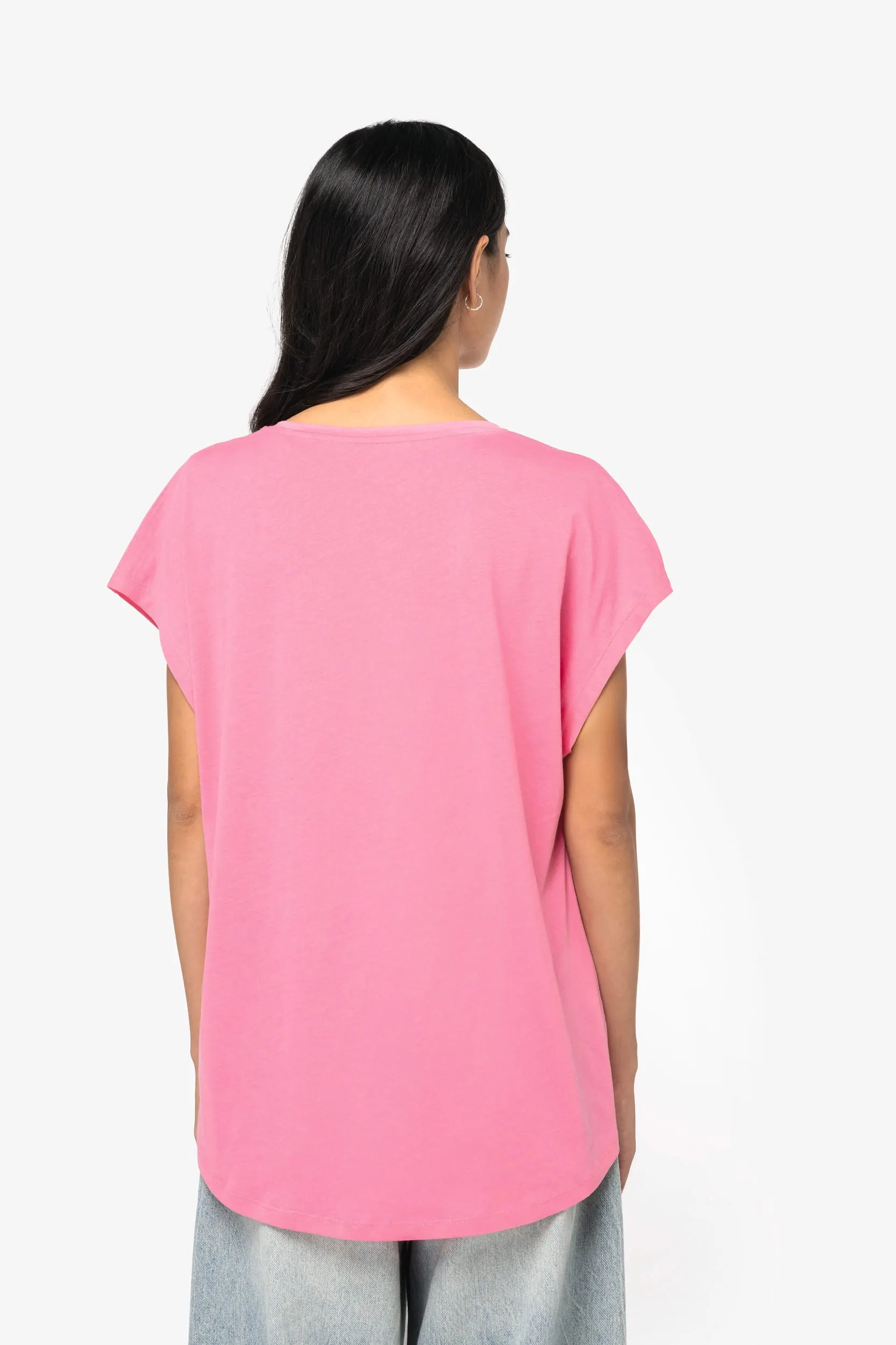 Camiseta ecorresponsable holgada con cuello de pico mujer