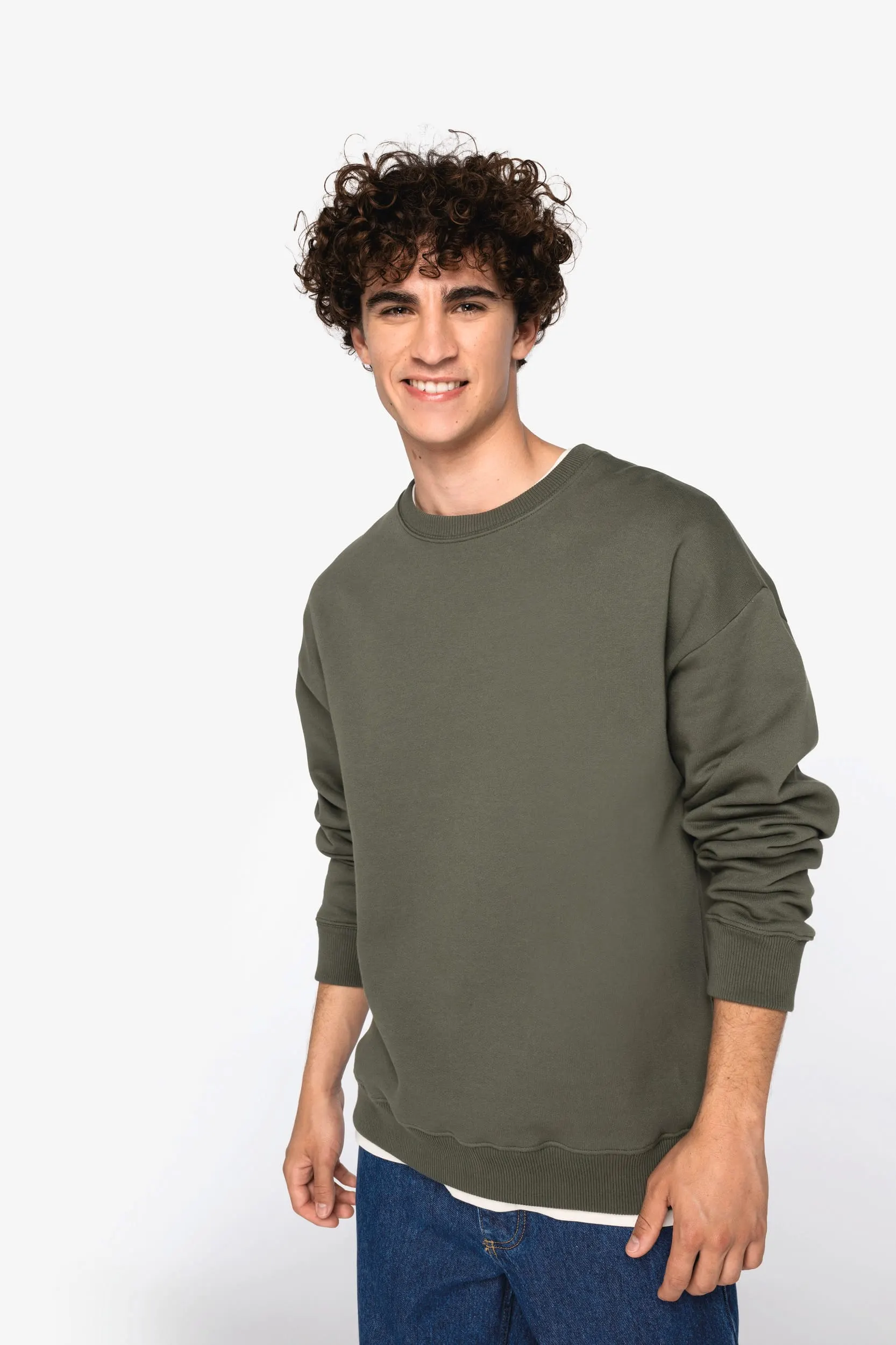 Sudadera cuello redondo oversize unisex