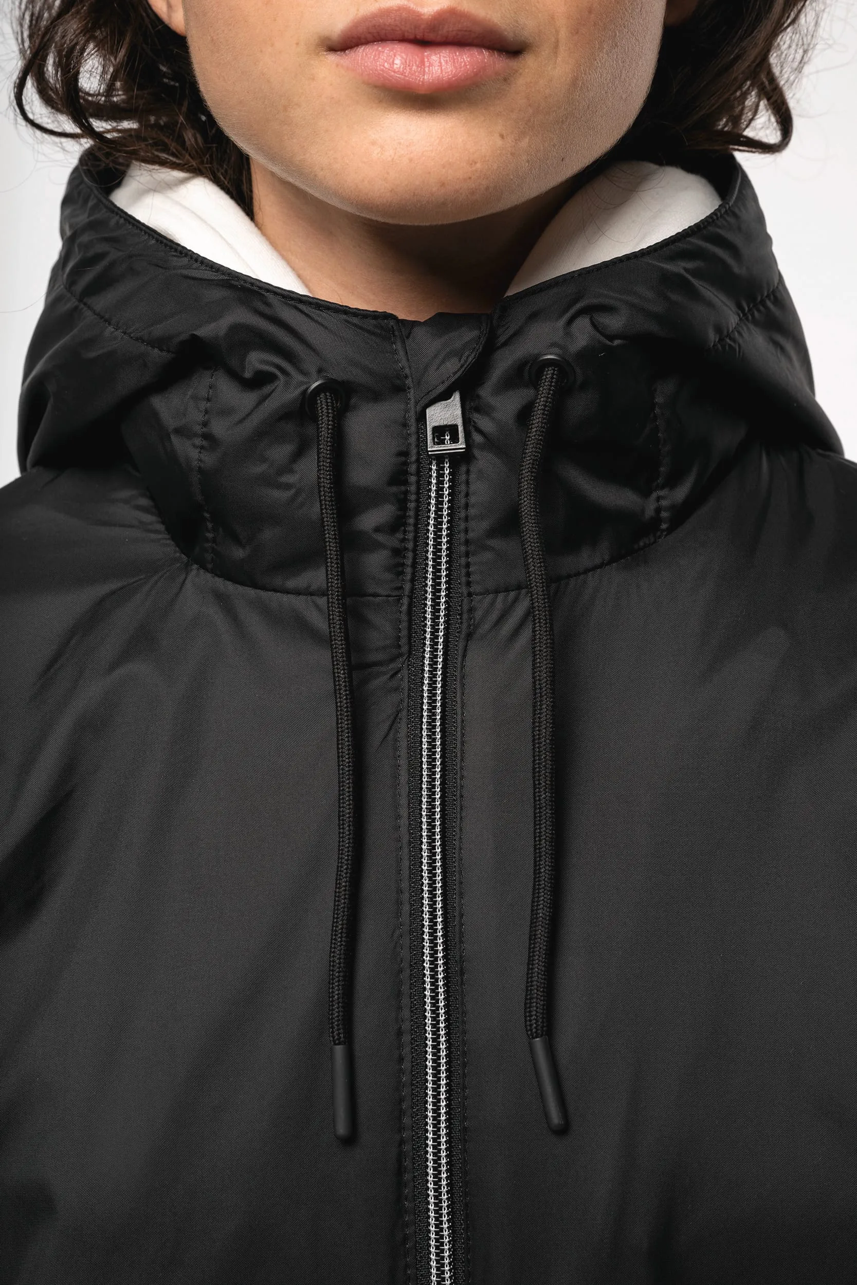 Chaqueta con capucha y forro de micropolar - Unisex