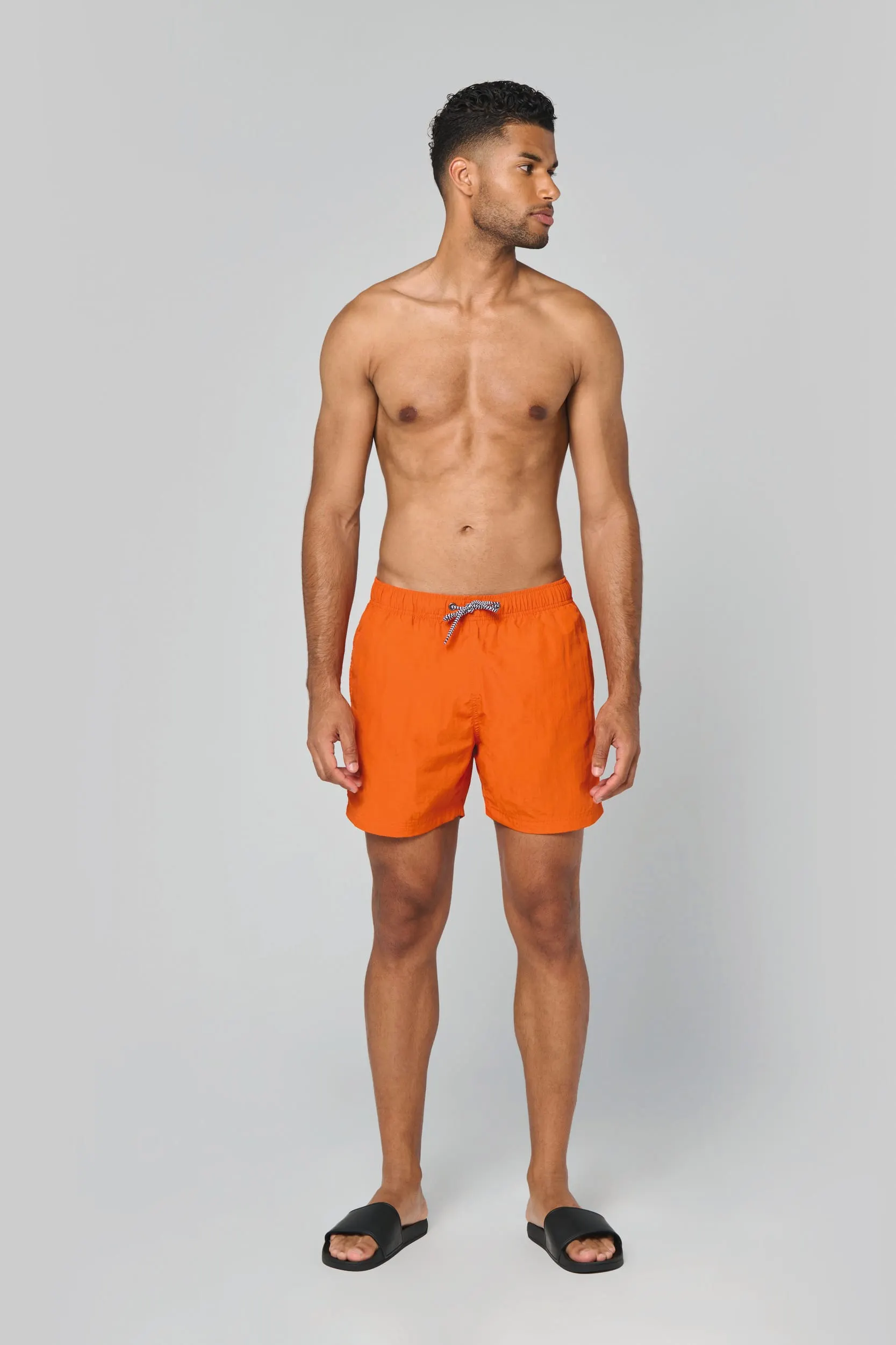 Bañador tipo short