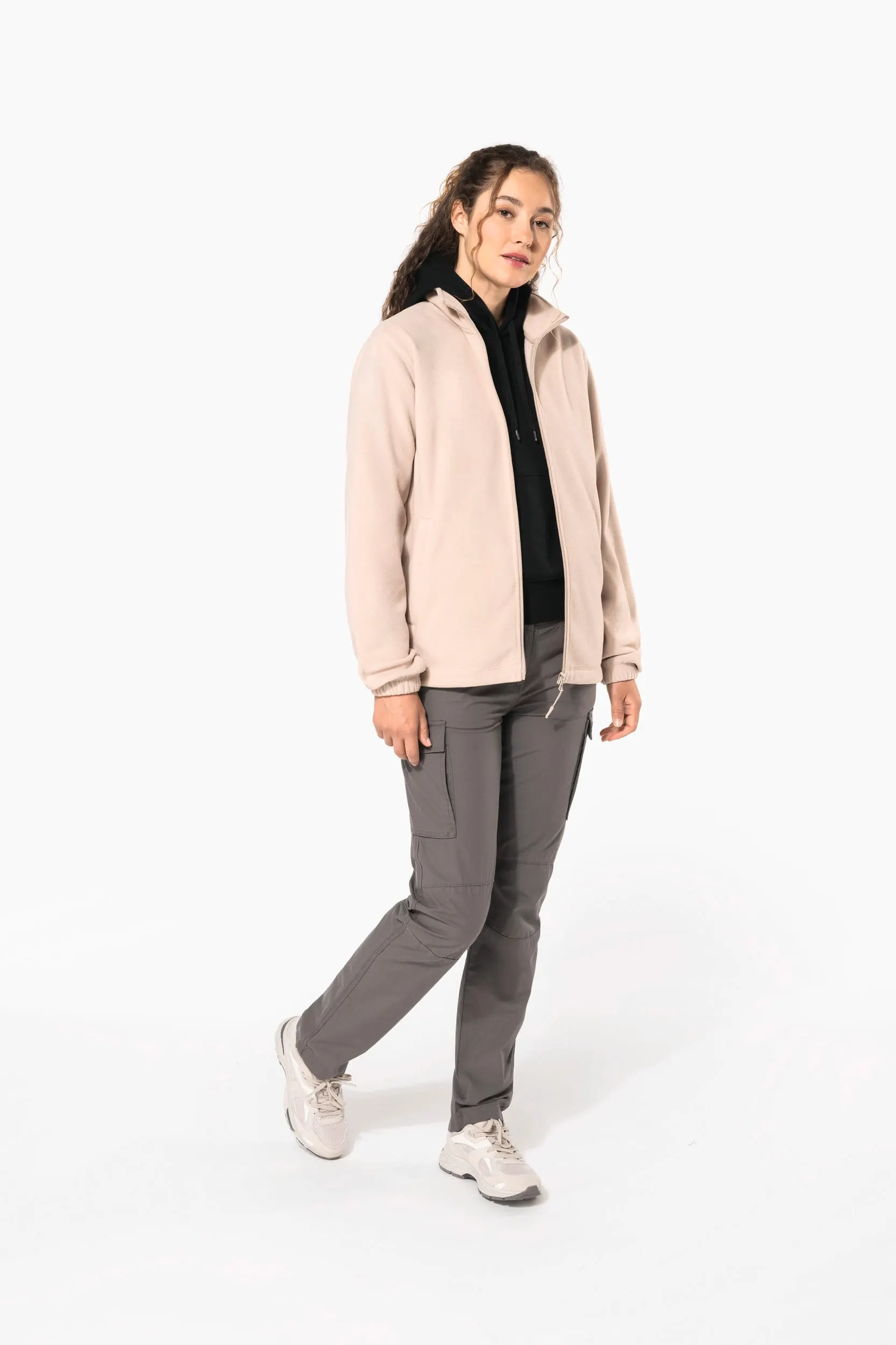Chaqueta polar ajustable con puños elásticos