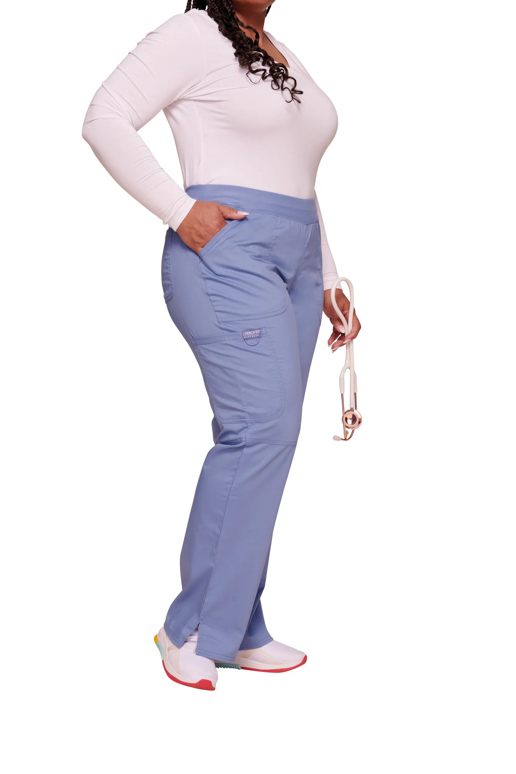 Pantalones tipo cargo de tiro medio mujer