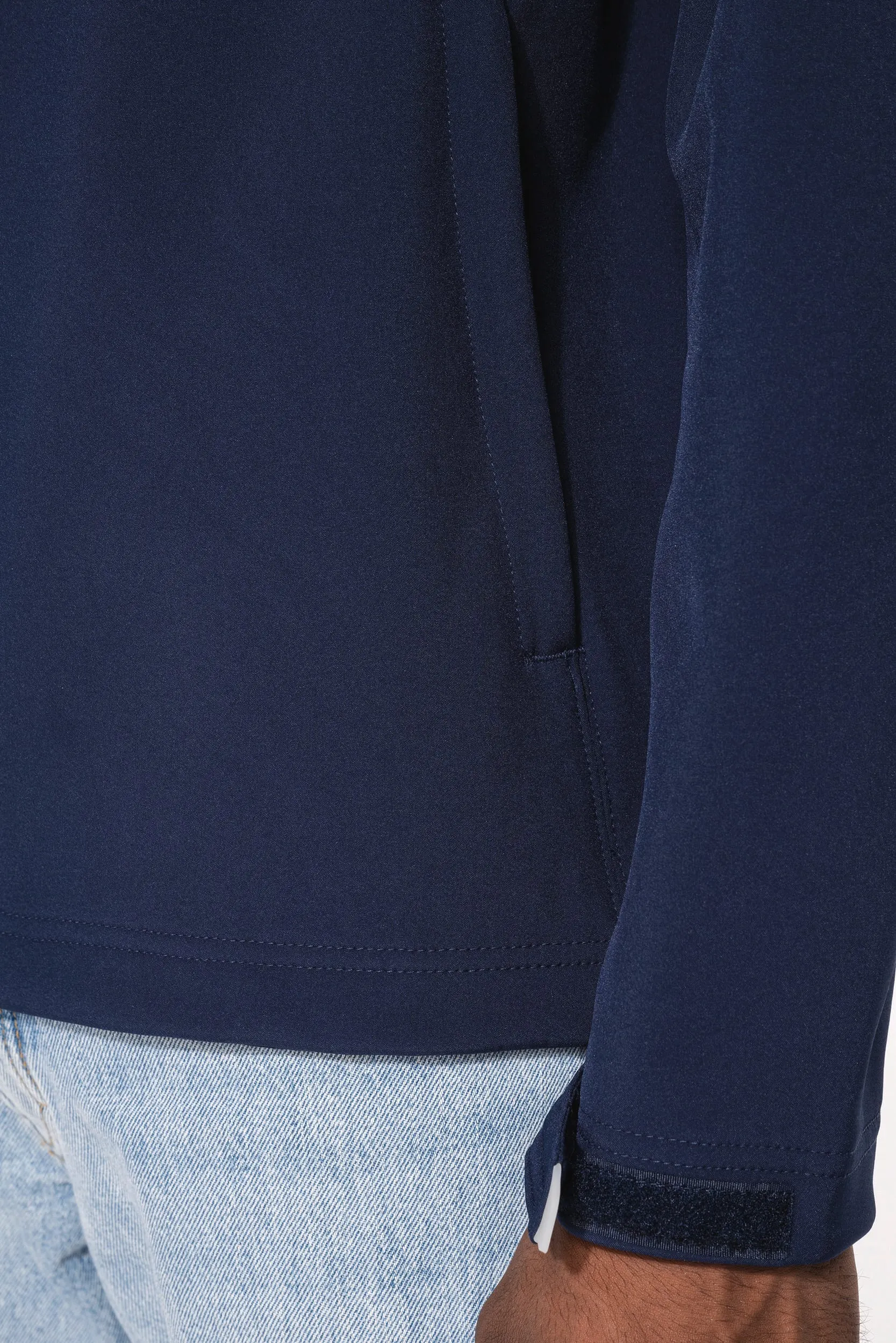 Chaqueta softshell con capucha extraíble hombre