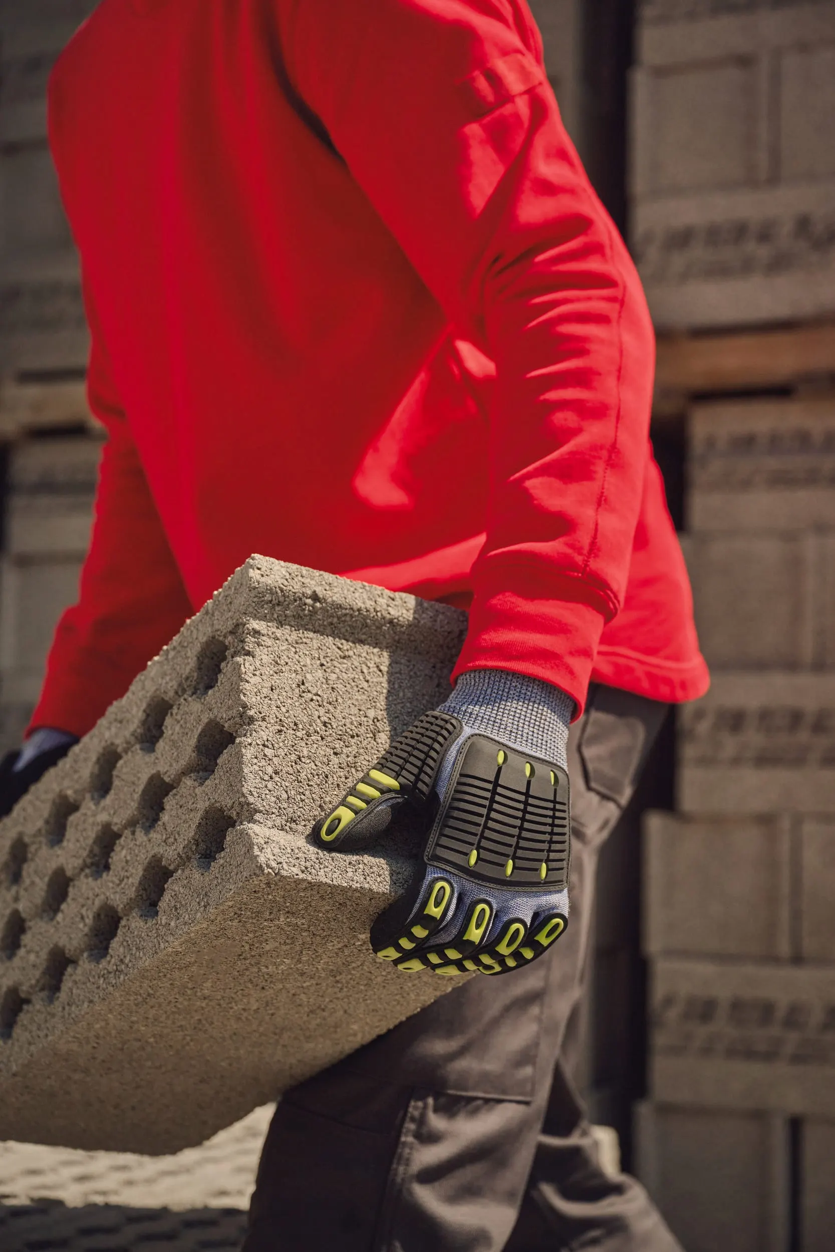 Guantes de protección contra cortes, golpes y aplastamientos