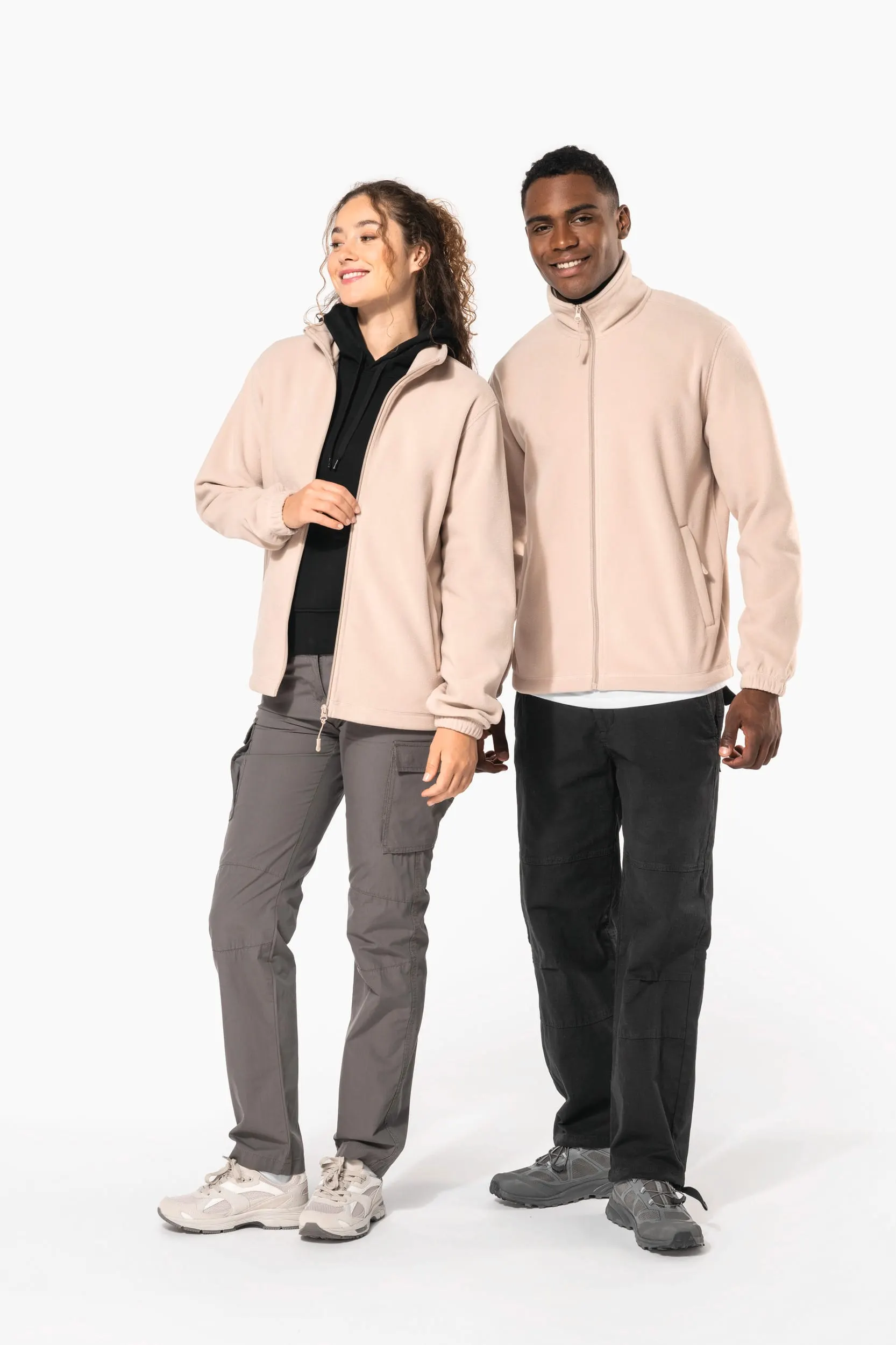 Chaqueta polar ajustable con puños elásticos