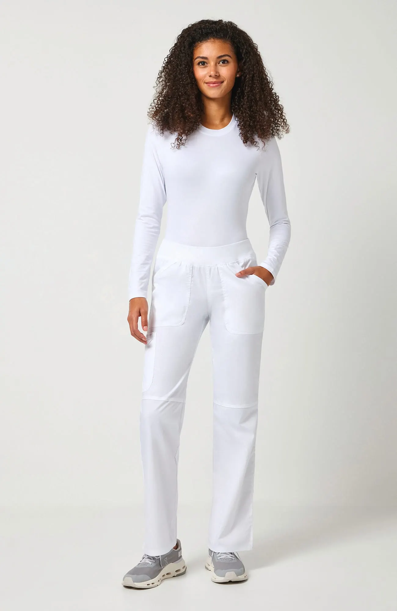 Pantalones tipo cargo de tiro medio mujer