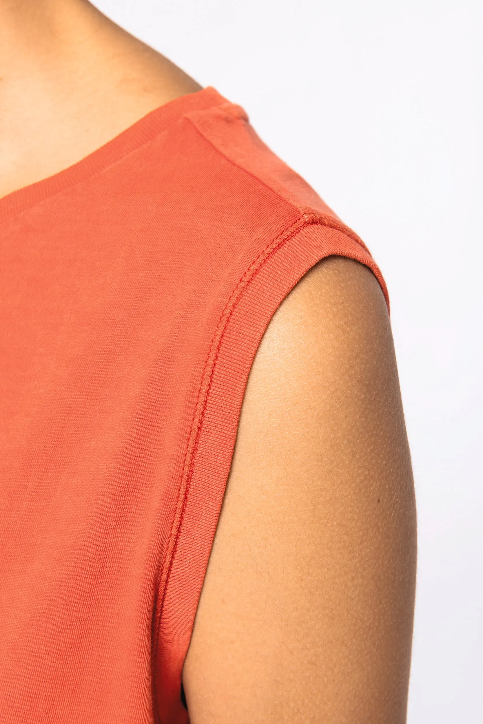 Camiseta crop ecorresponsable sin mangas mujer