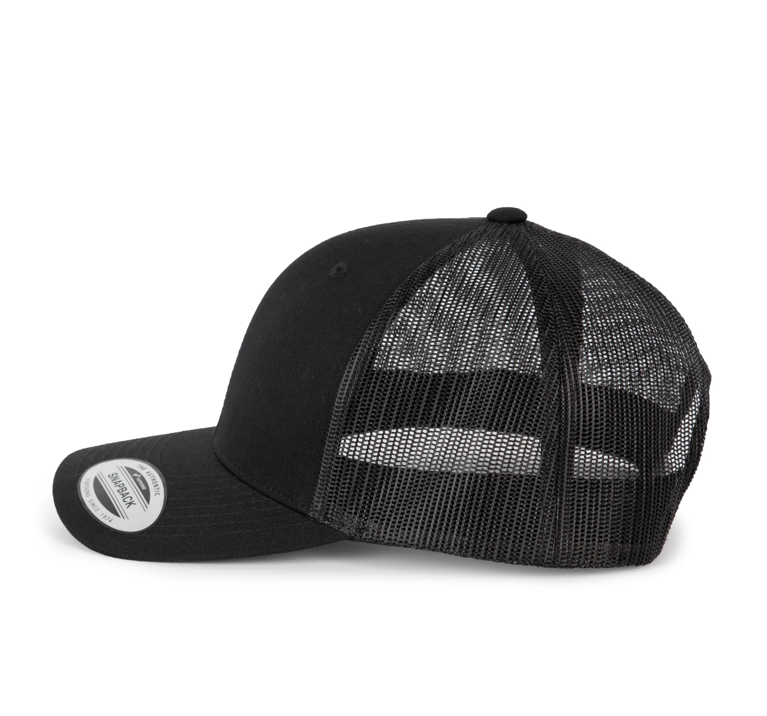 Gorra Trucker modelo retro - 6 paneles