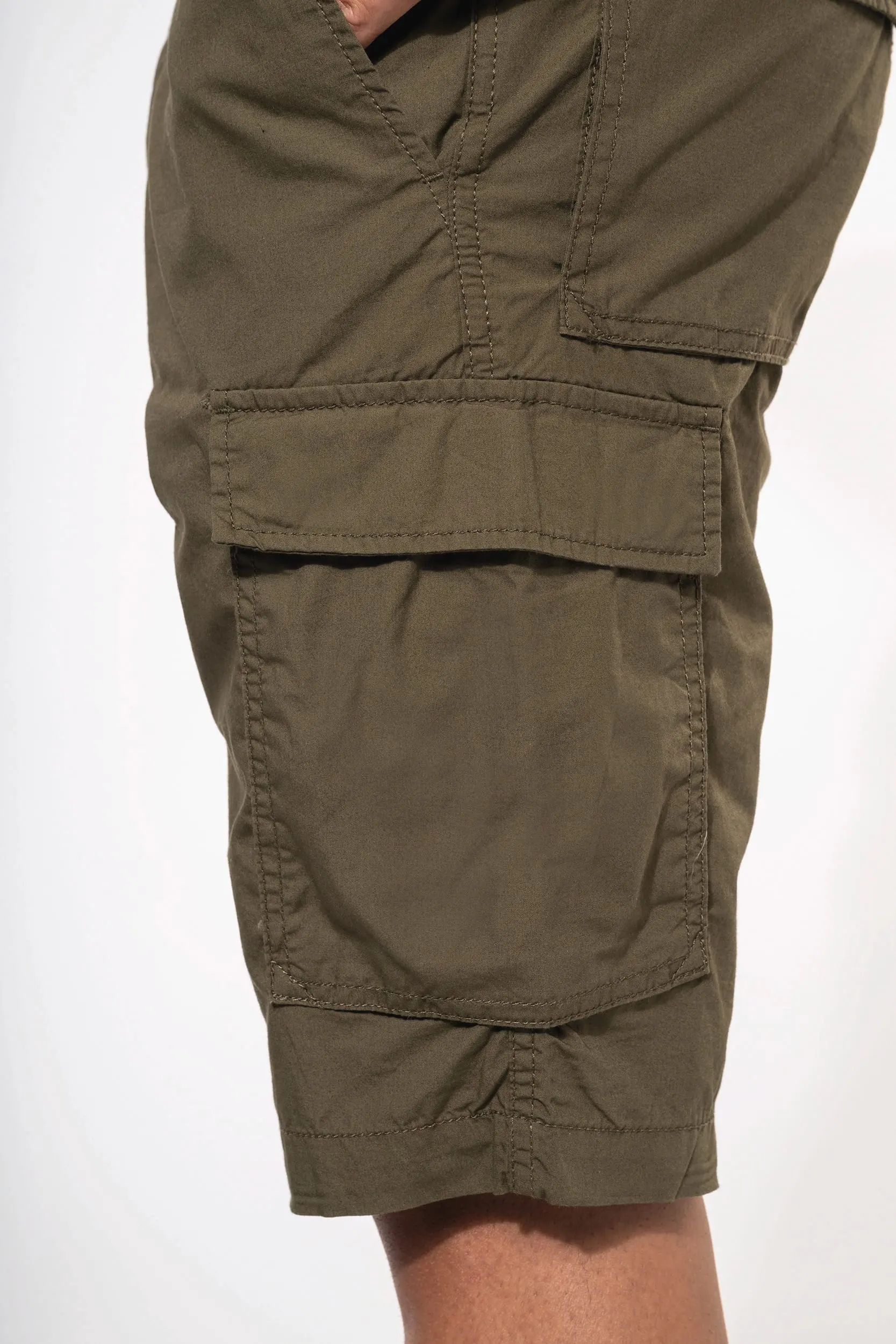 Bermuda ligera multibolsillos para hombre