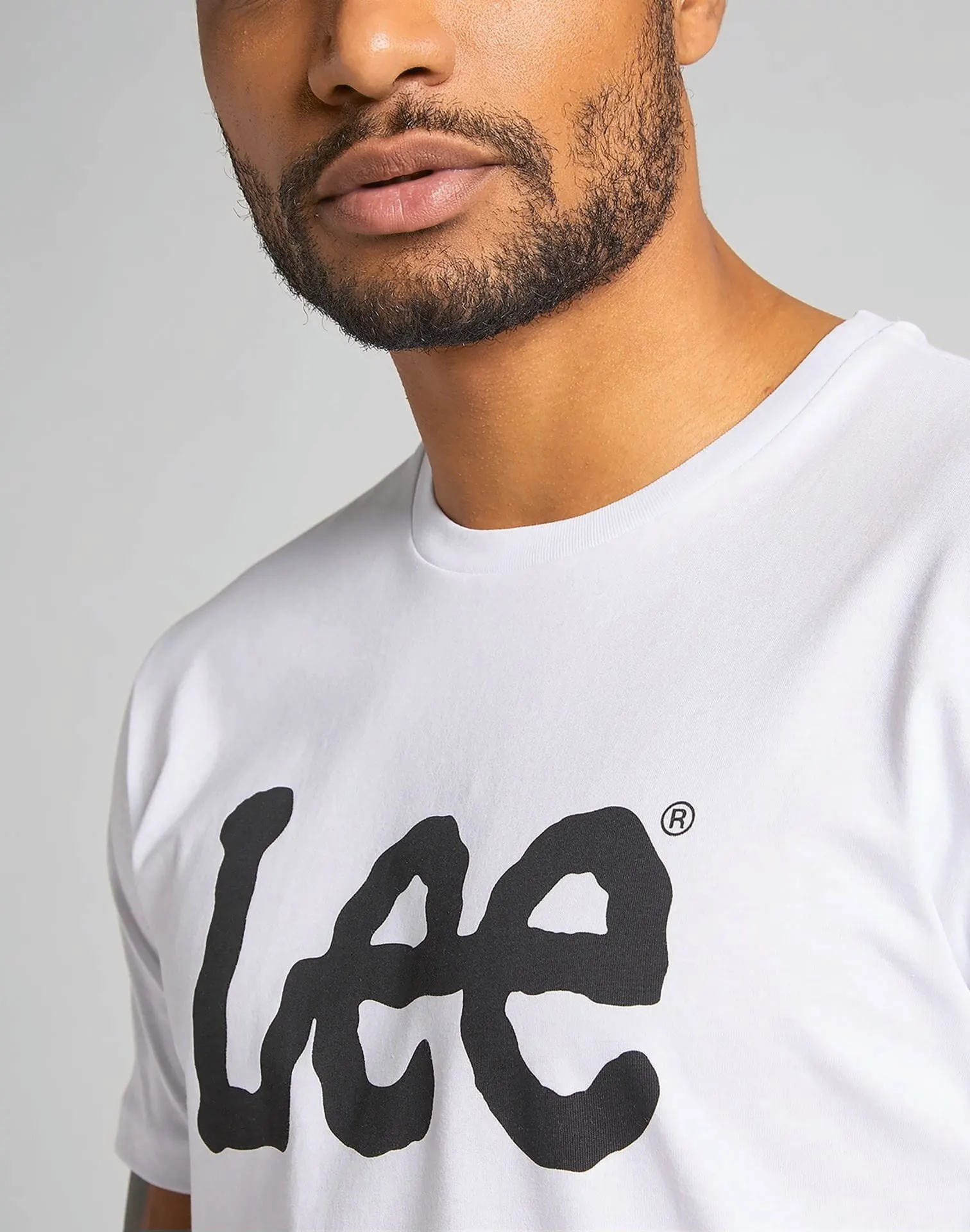 Camiseta con logo