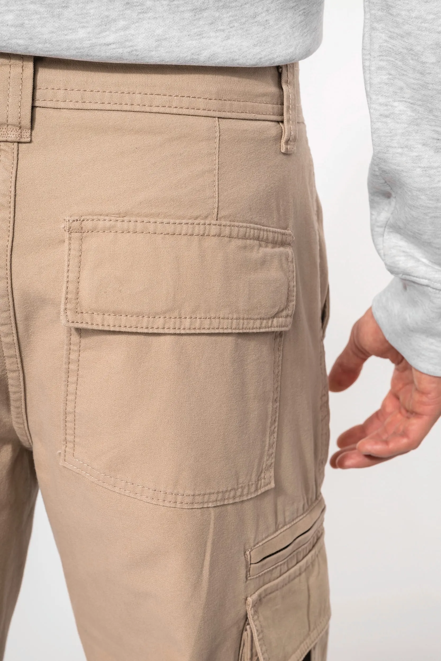 Pantalón multibolsillos