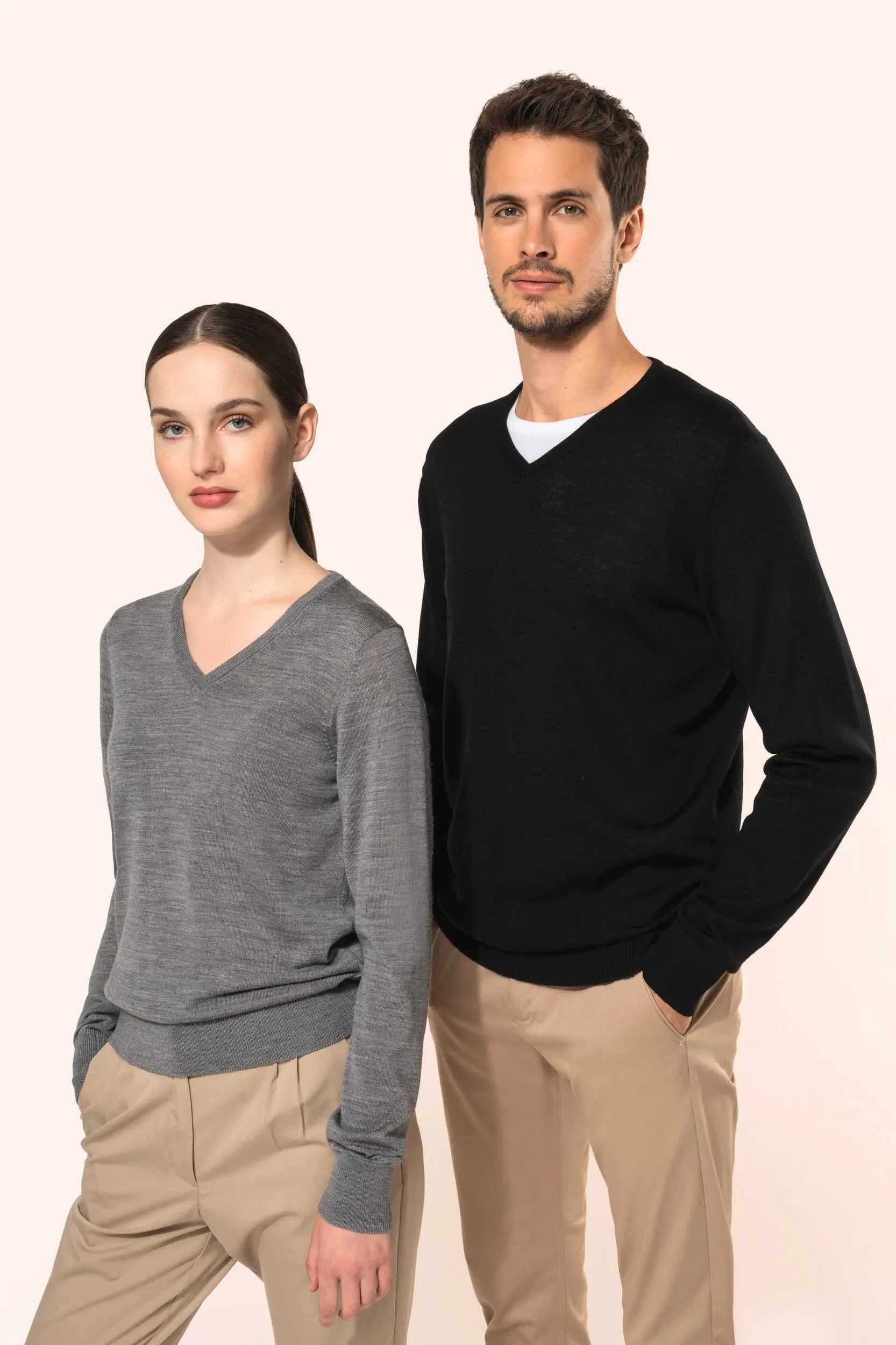 Jersey lana merina cuello de pico mujer