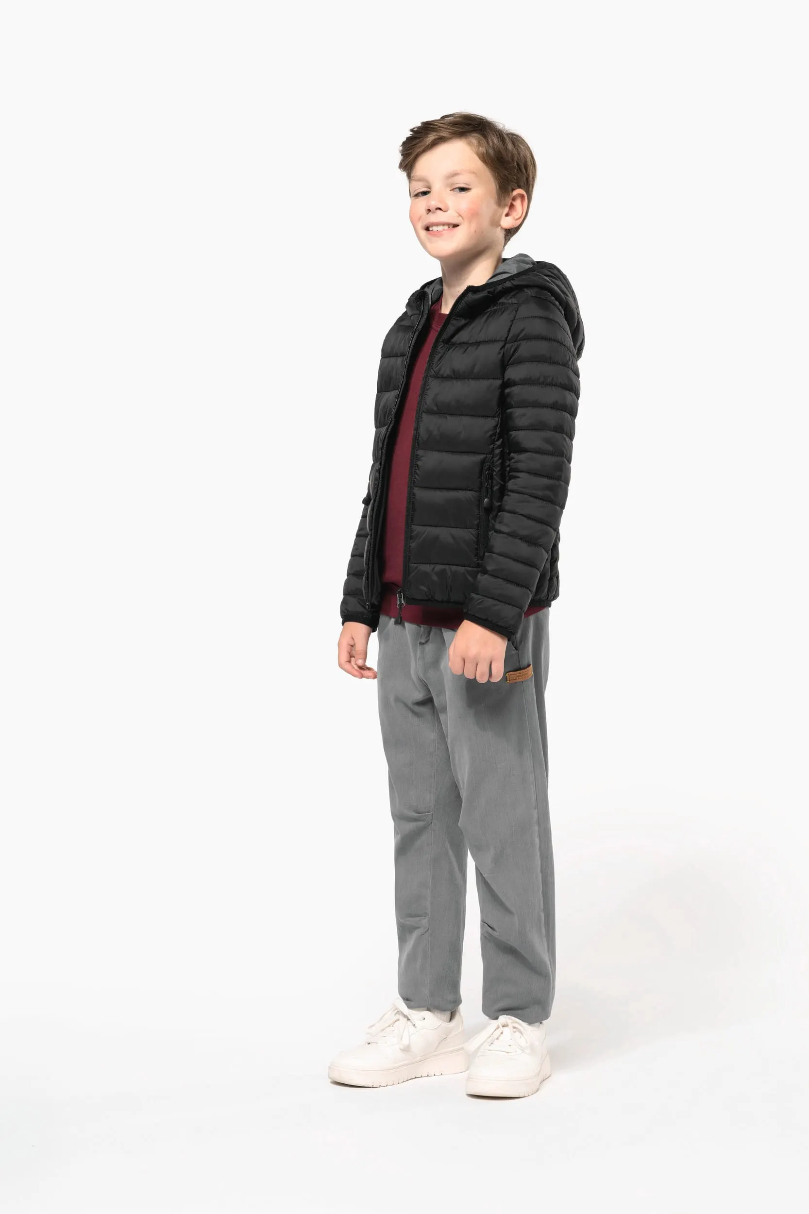 Chaqueta acolchada y ligera con capucha niños