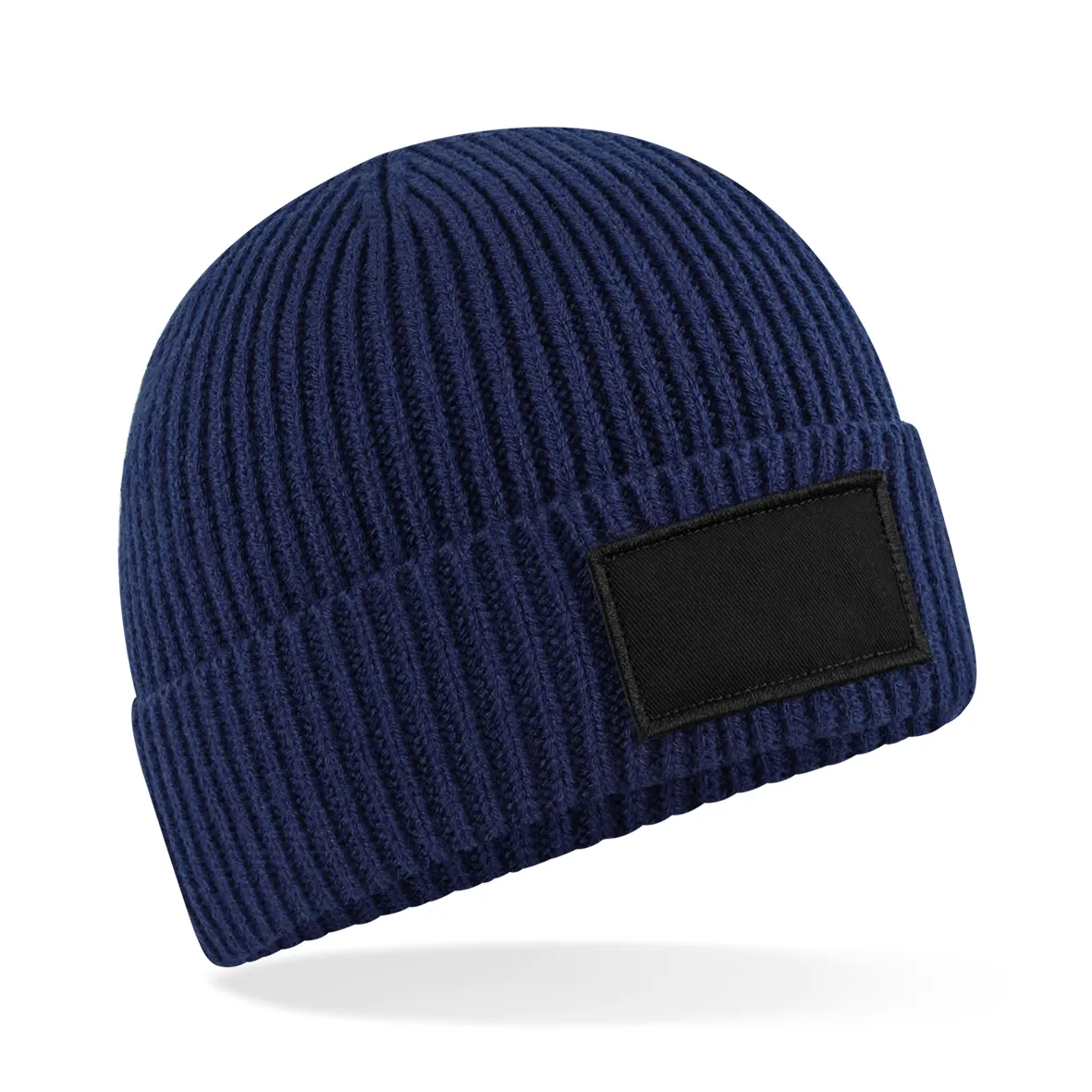 Gorro moderno con parche<br/>