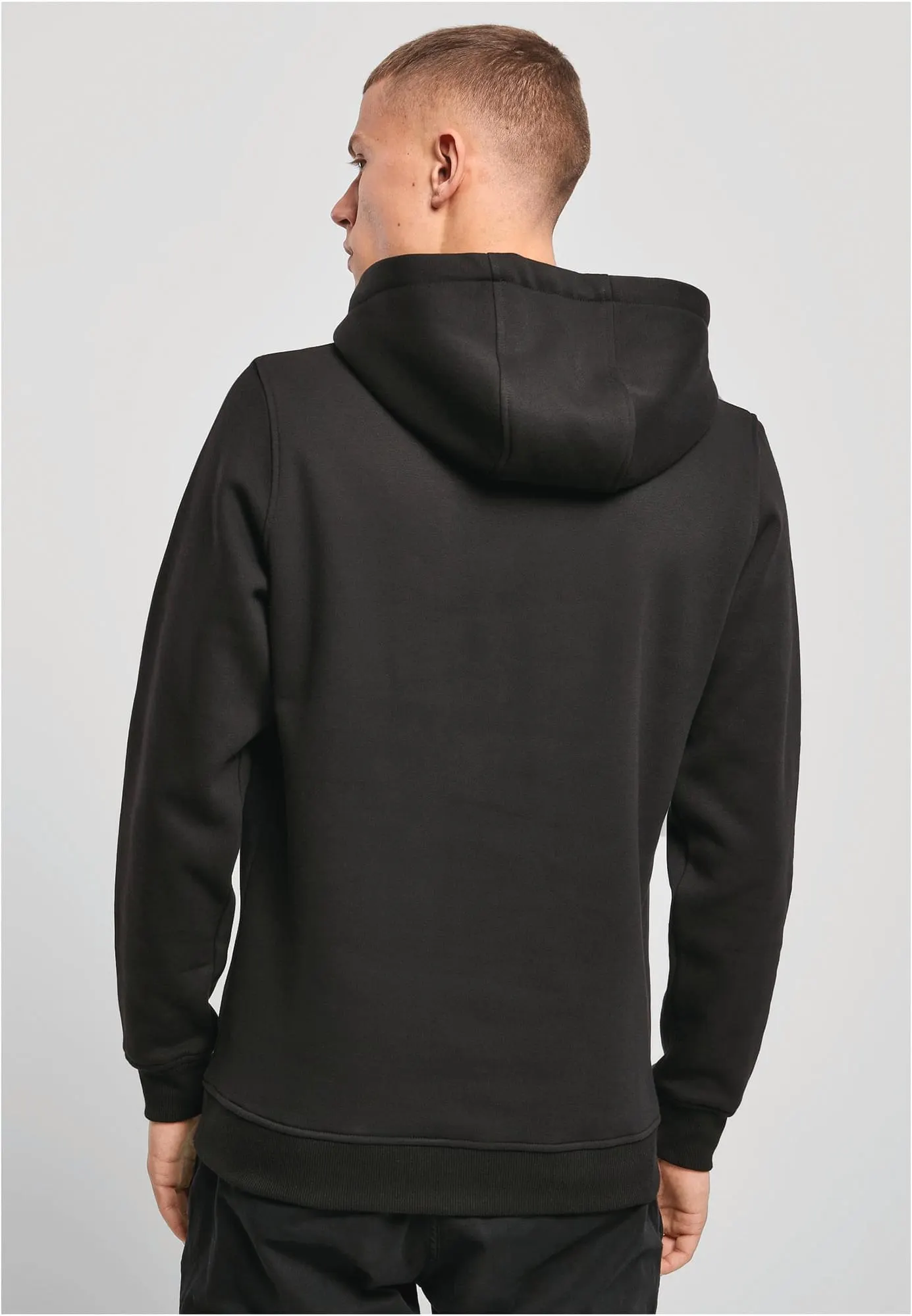 Sudadera con capucha de tejido grueso