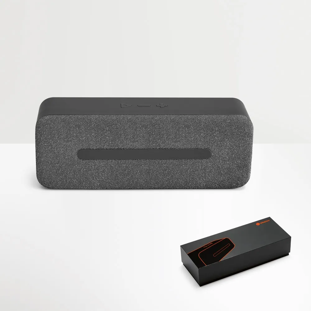 THUNDER. Altavoz portátil con micrófono