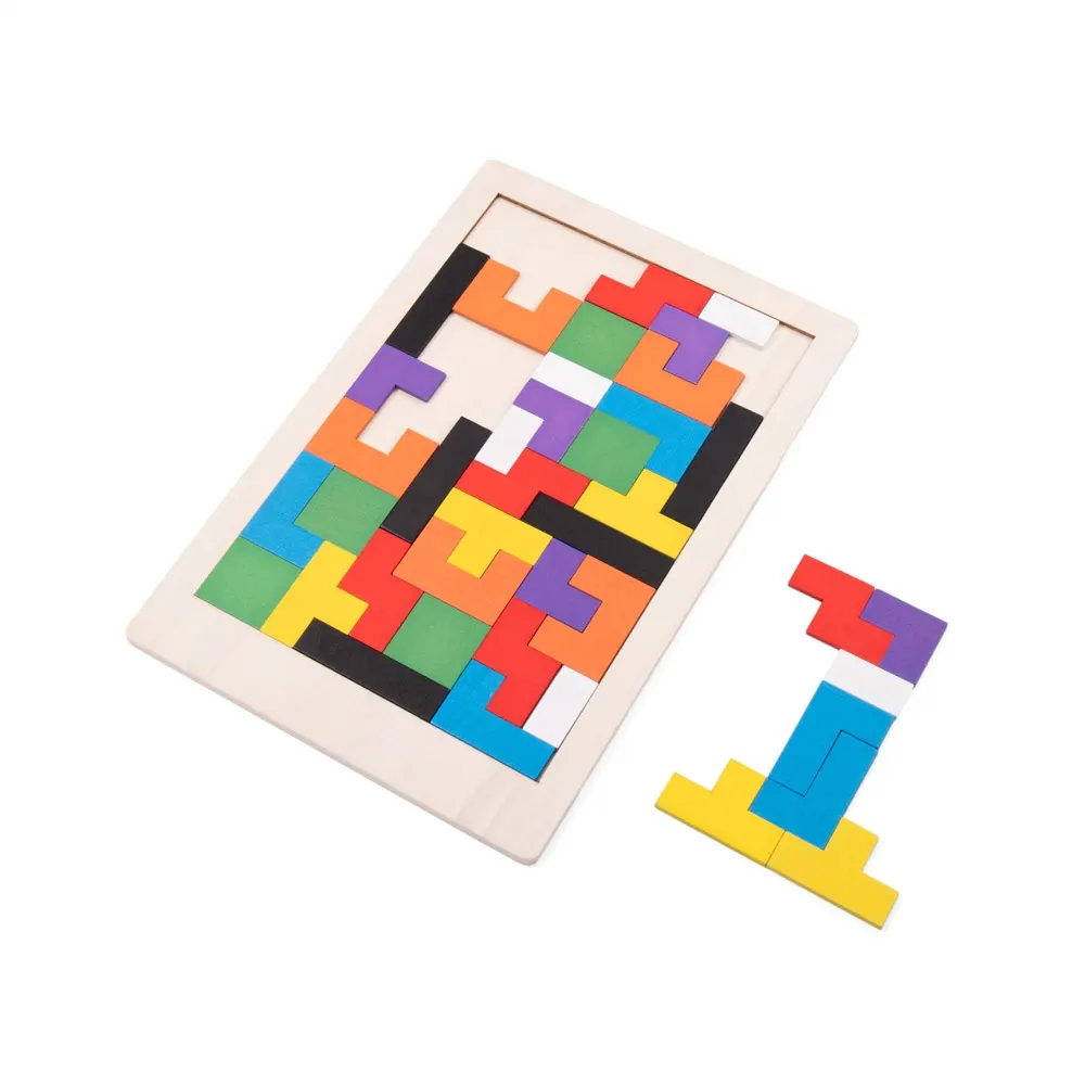 MOKI. Juego de construcción y encaje hecho de madera contrachapada