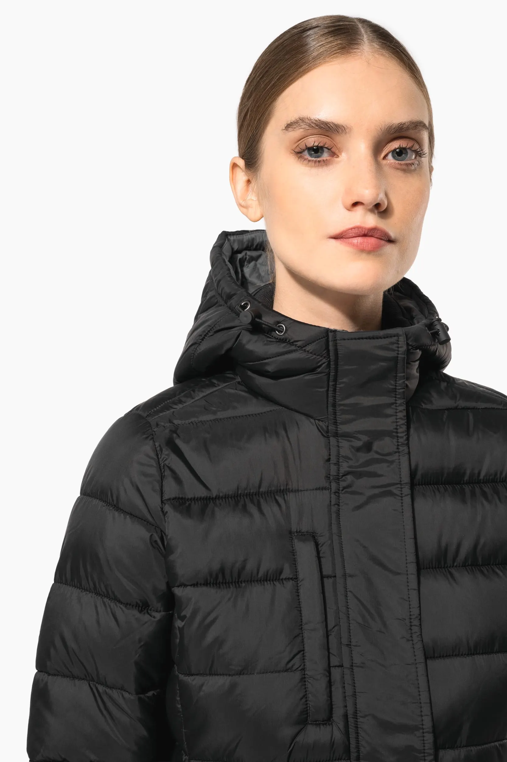 Parka ligera acolchada con capucha para mujer