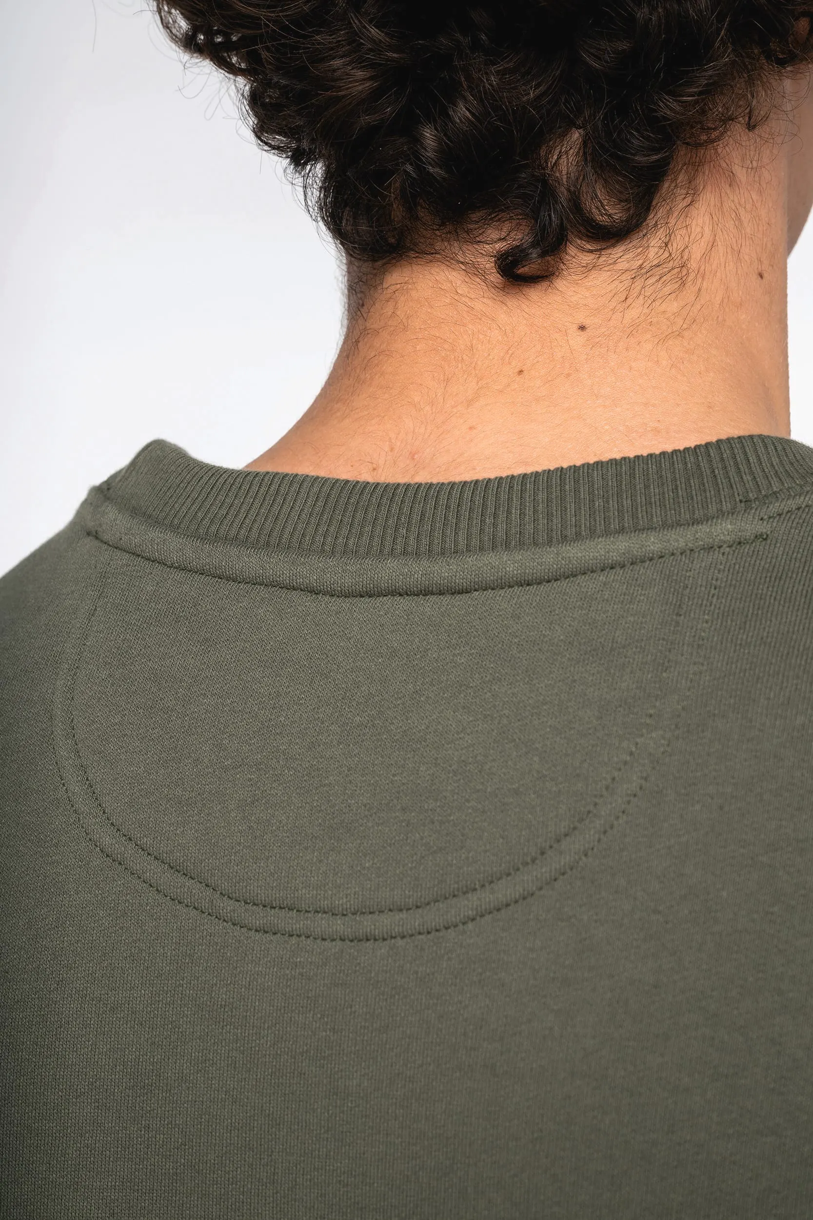 Sudadera cuello redondo oversize unisex
