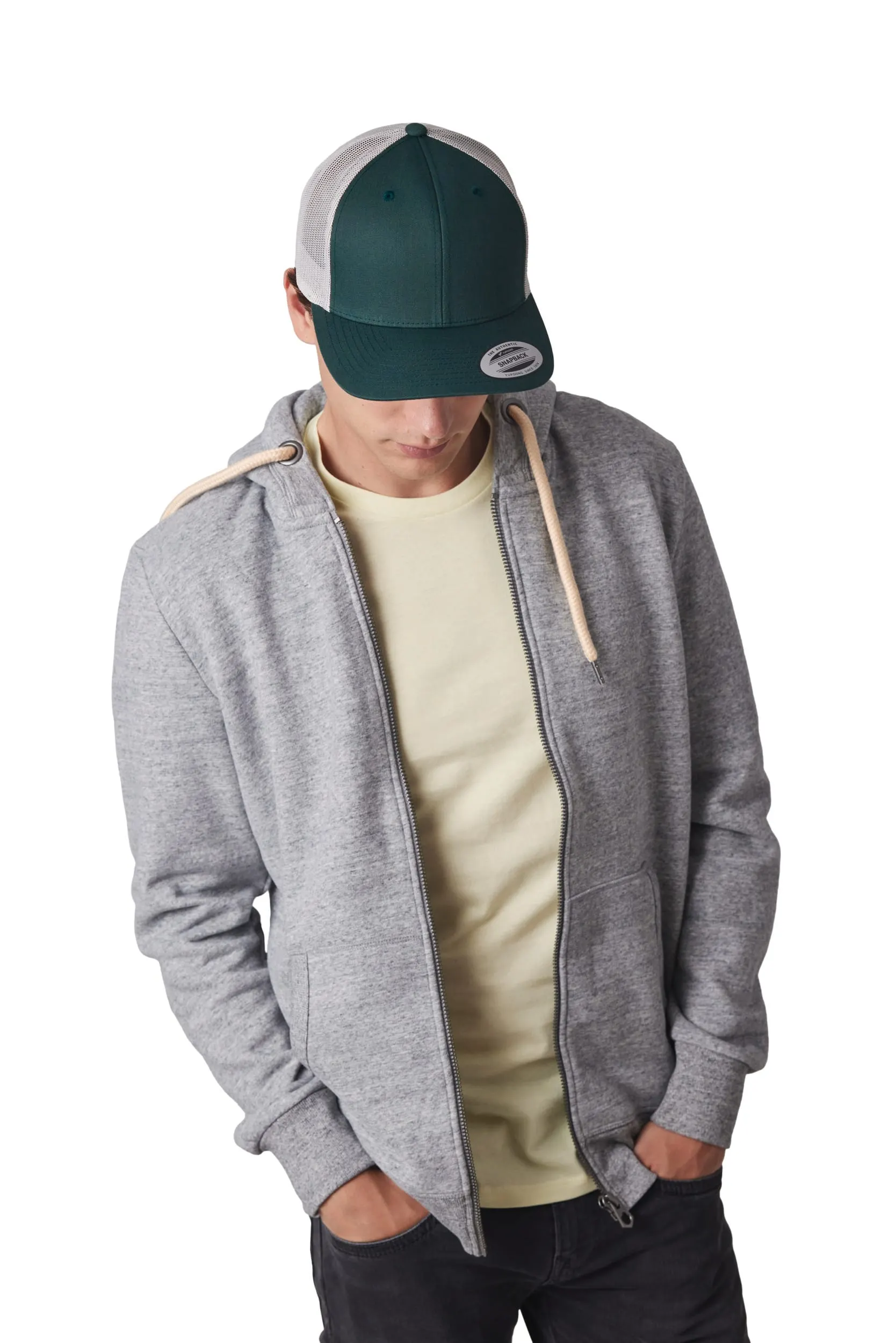 Gorra Trucker modelo retro - 6 paneles
