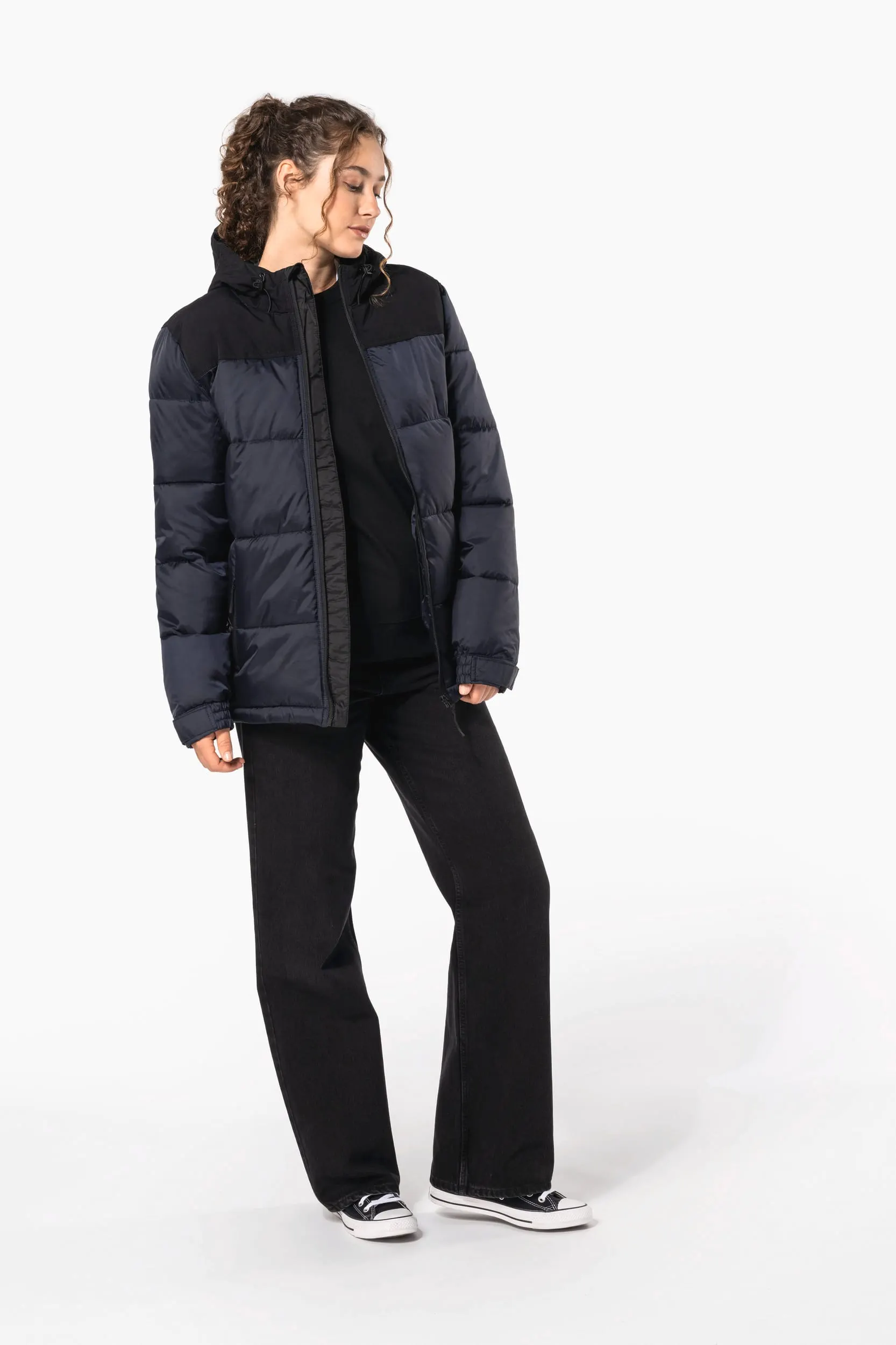 Parka acolchada bicolor con capucha unisex