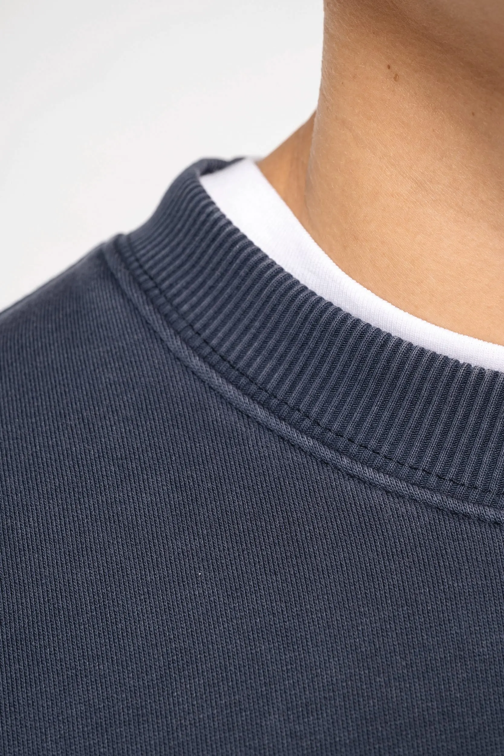 Sudadera ecorresponsable de cuello redondo efecto lavado oversize unisex