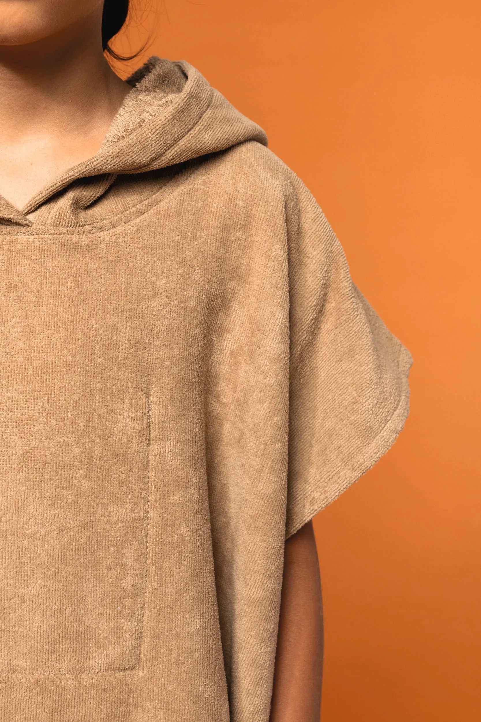 Poncho de rizo con capucha niño