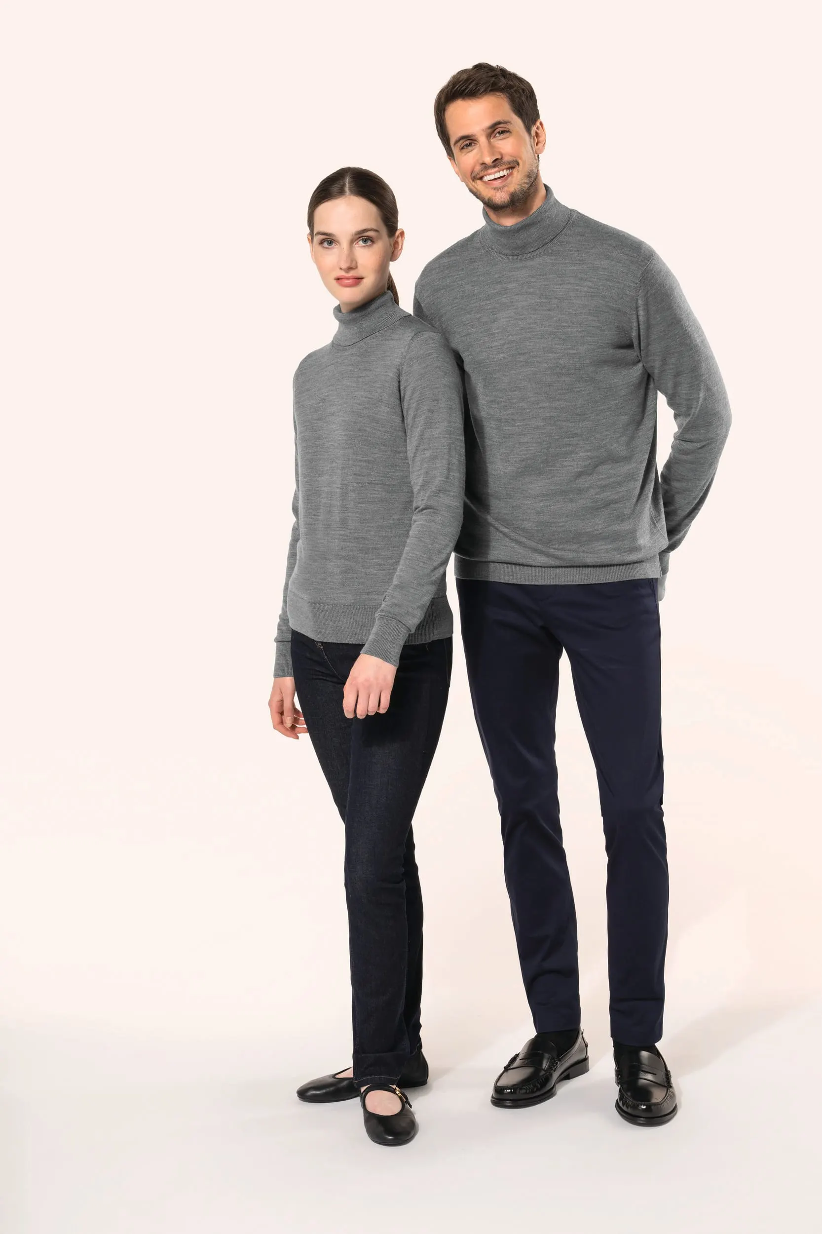 Jersey lana merina cuello vuelto hombre